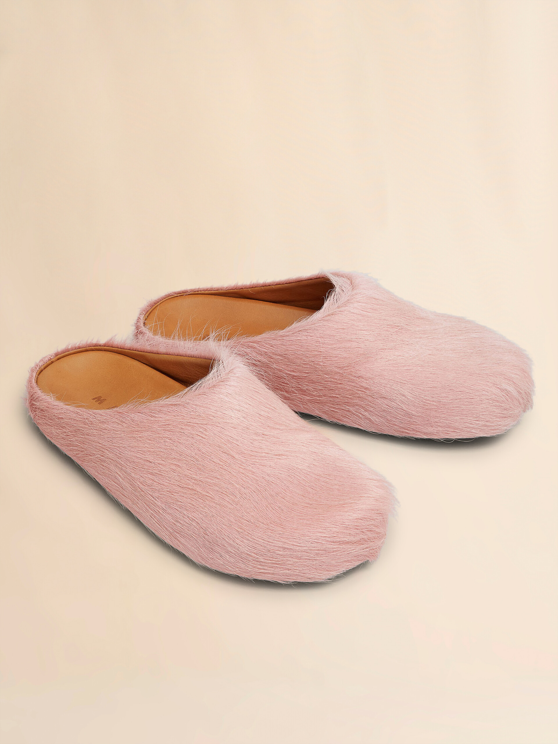 Blue long hair calfskin Fussbett sabot - Clogs - Image 4