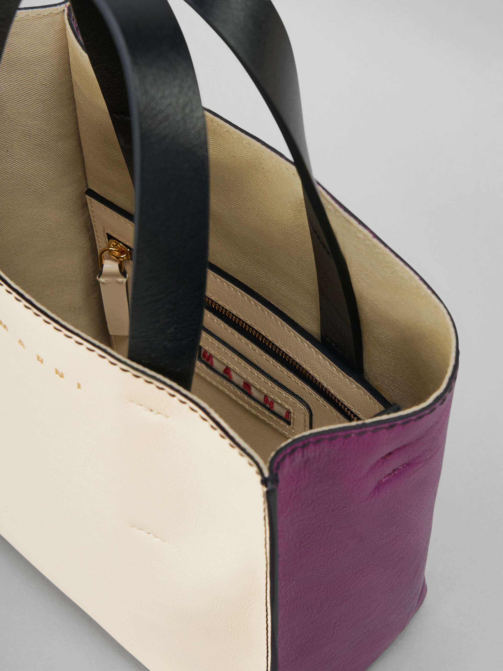 Mini-Tasche MUSEO SOFT aus Leder in Weiß und Violett - Shopper - Image 4