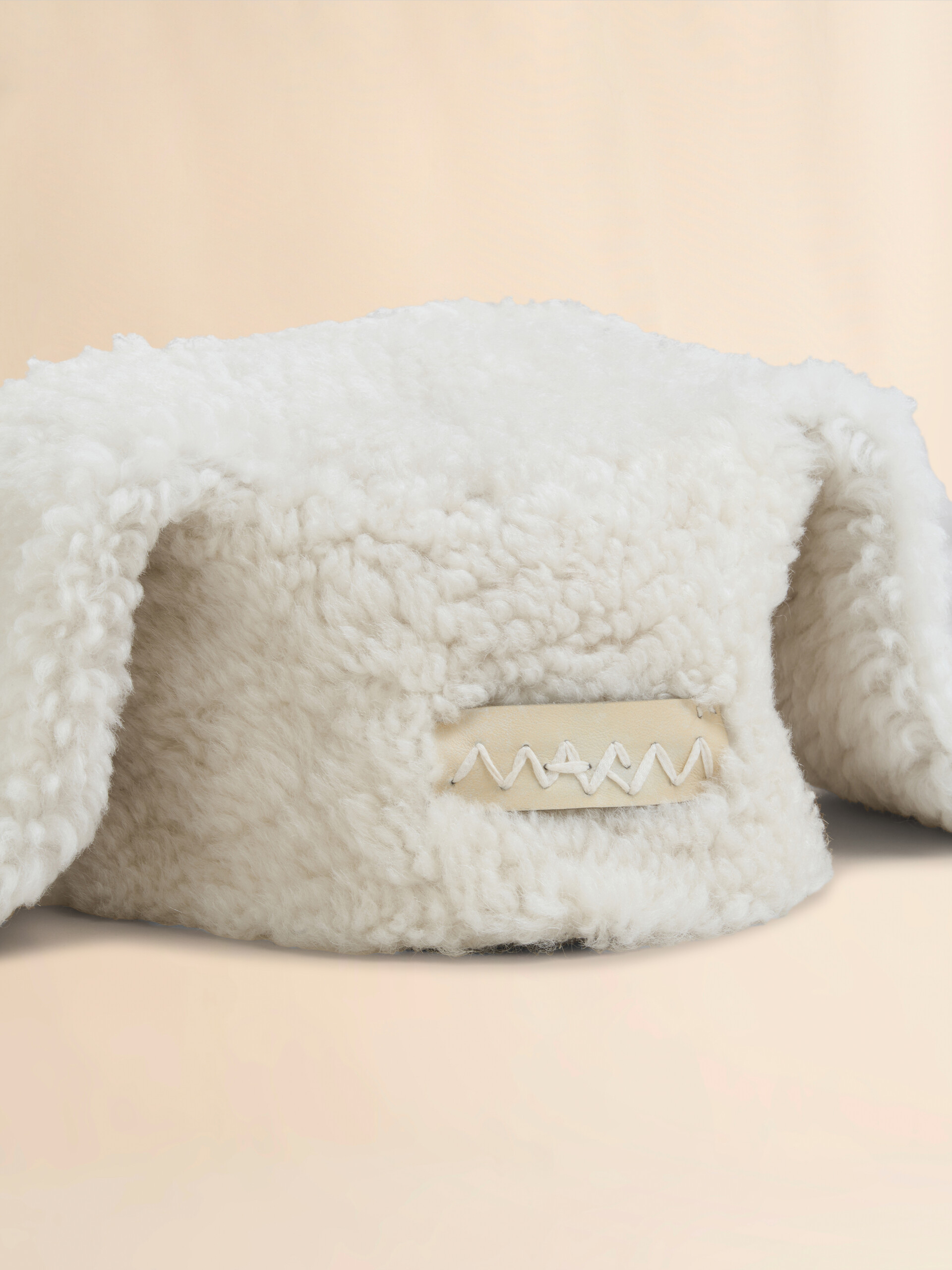 White shearling rabbit hat - Hats - Image 4
