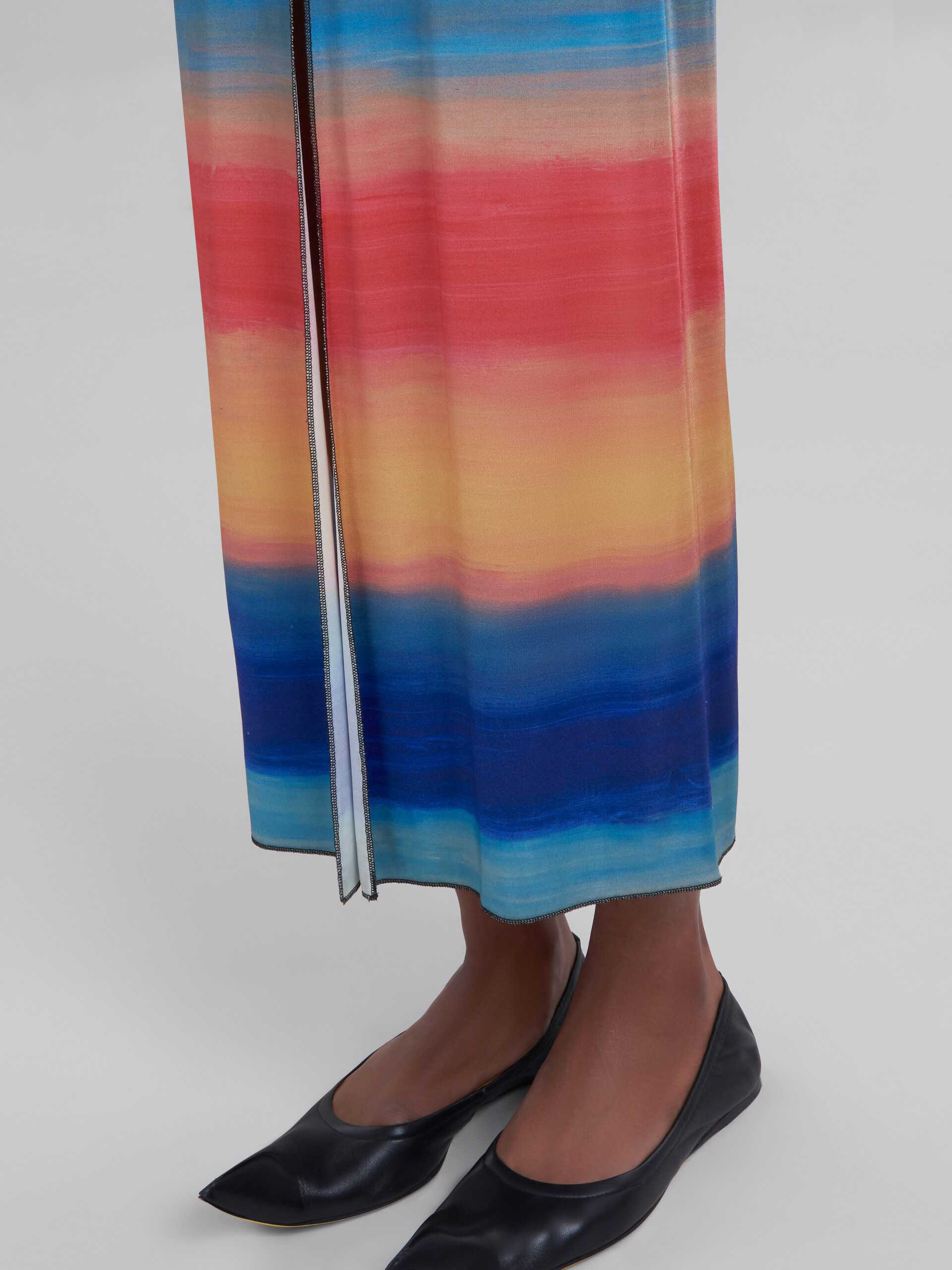 Multicoloured viscose dress with Dark Side of the Moon print - Dresses - Image 5