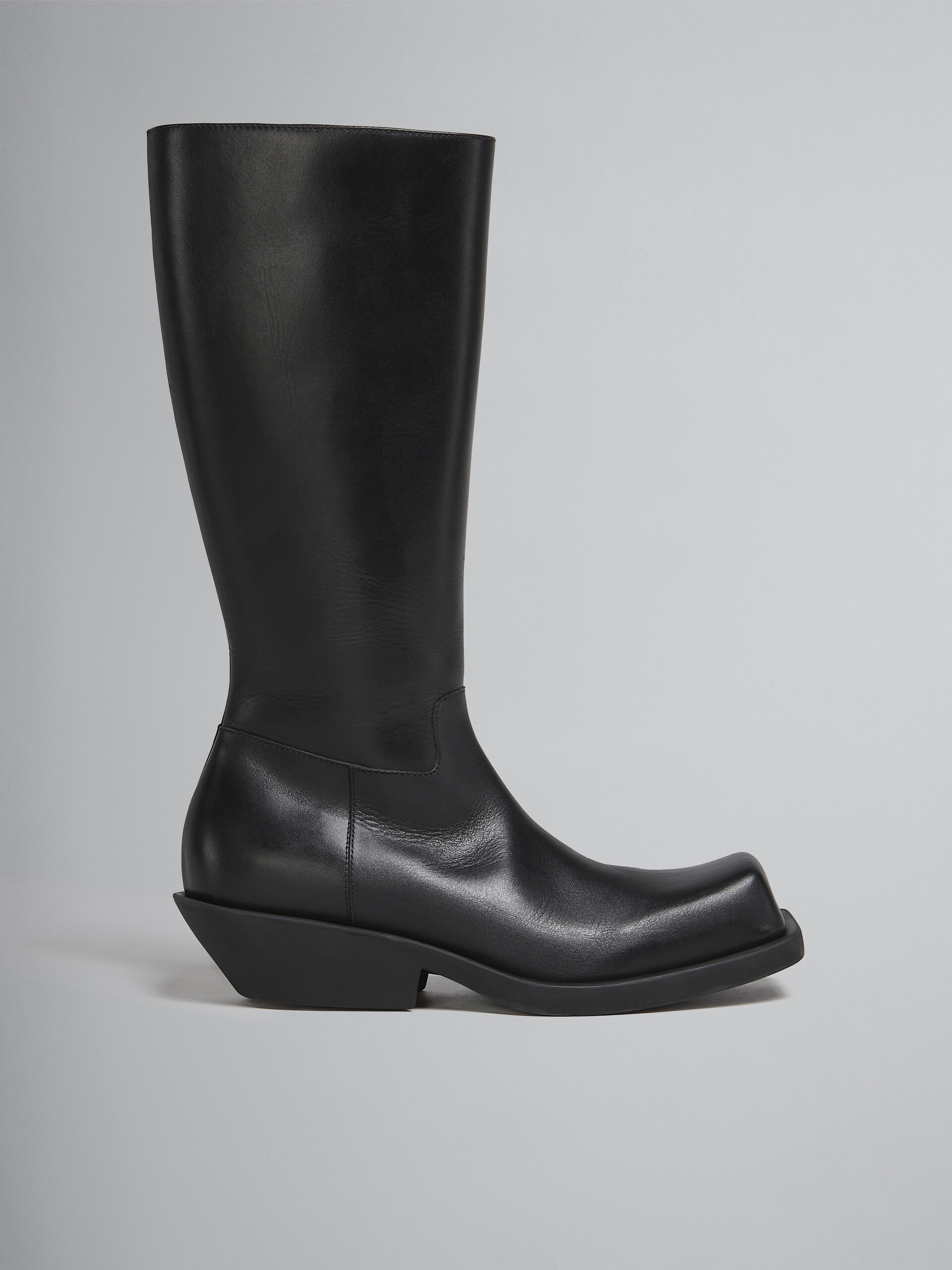 Black leather boot - Boots - Image 1