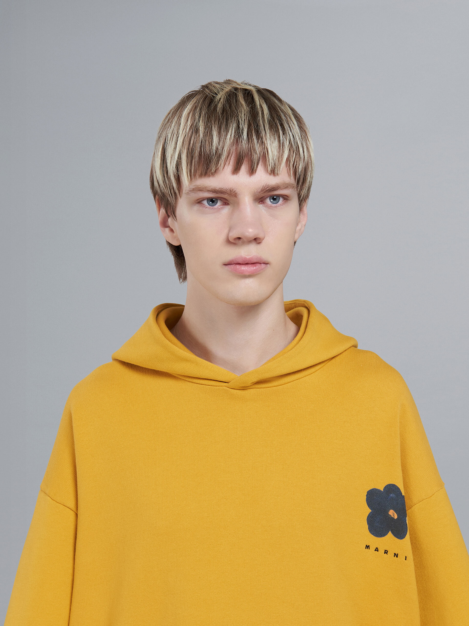Black Daisy print yellow cotton hooded sweatshirt - Sweaters - Image 4