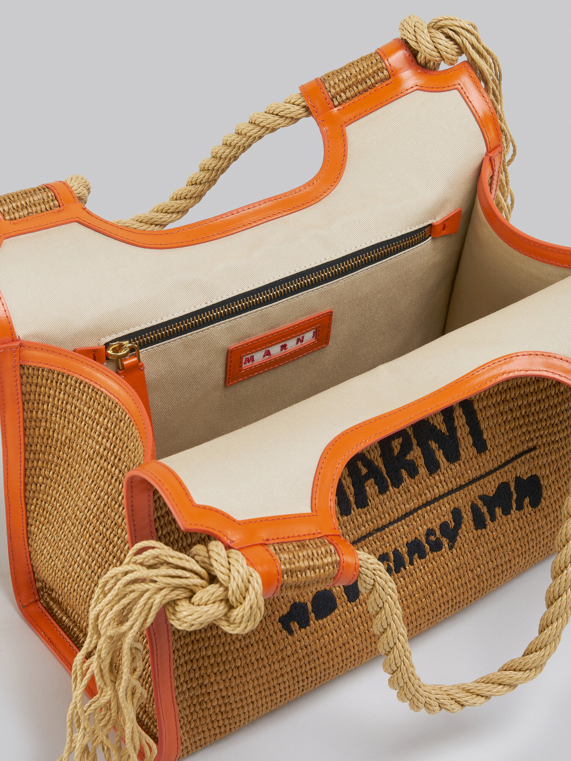 Marni x No Vacancy Inn - Marcel Tote Bag in raffia with orange trims - Handbag - Image 4