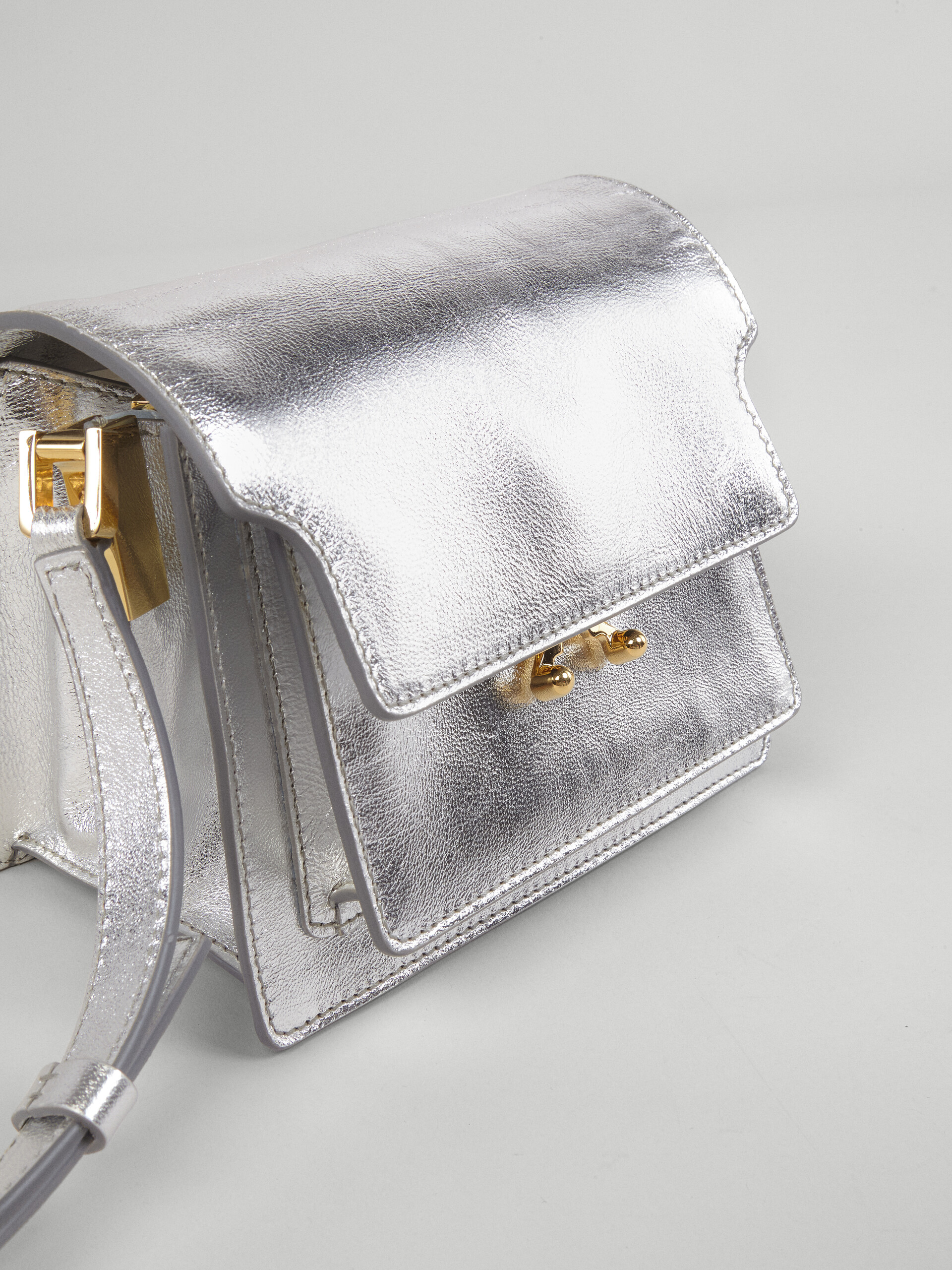 TRUNK SOFT mini bag in silver metallic leather - Shoulder Bags - Image 3