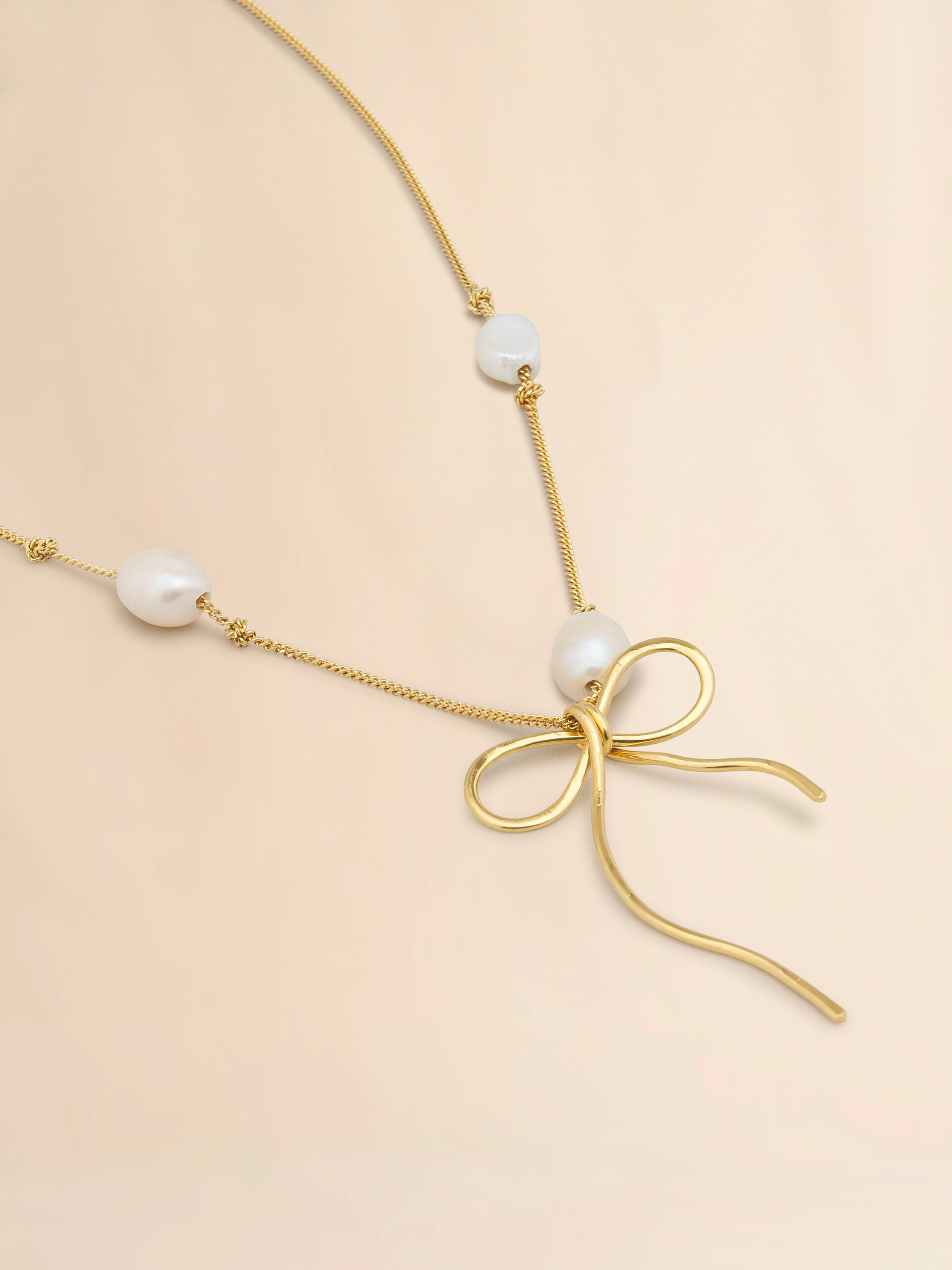 Golden Bow necklace - Necklaces - Image 3