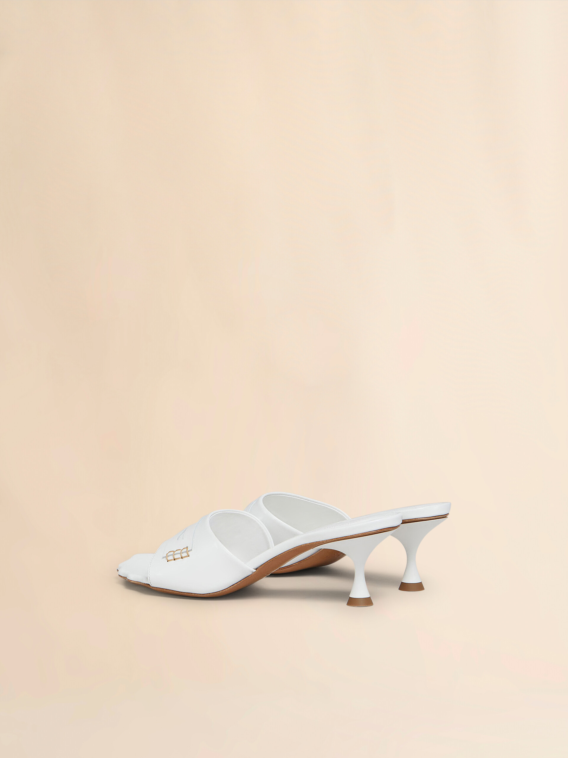 Black leather Moonlight sandal with sculpted toe - Sandals - Image 3