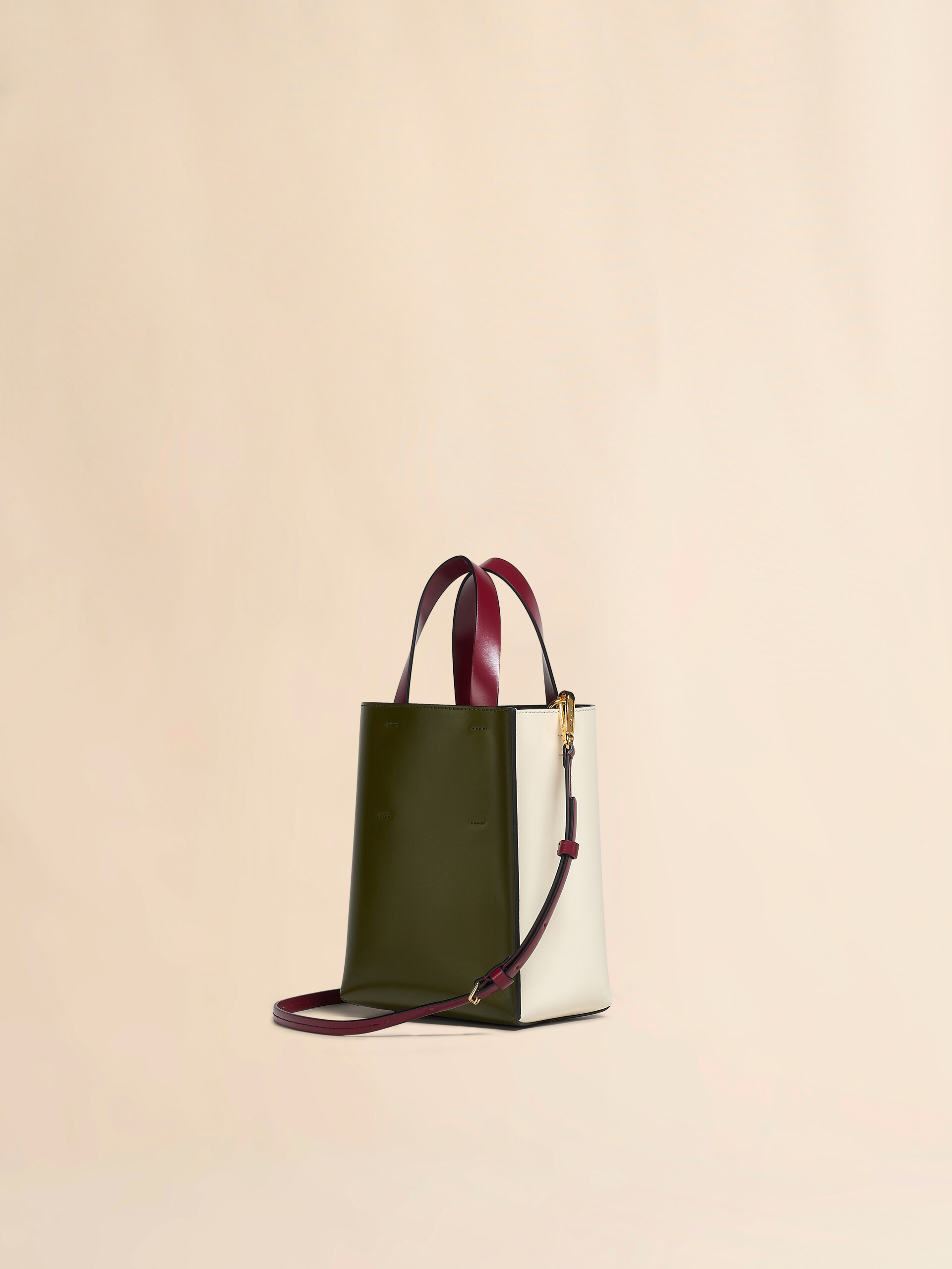 Bi-coloured MUSEO bag in shiny calfskin with shoulder strap - Shopping Bags - Image 3