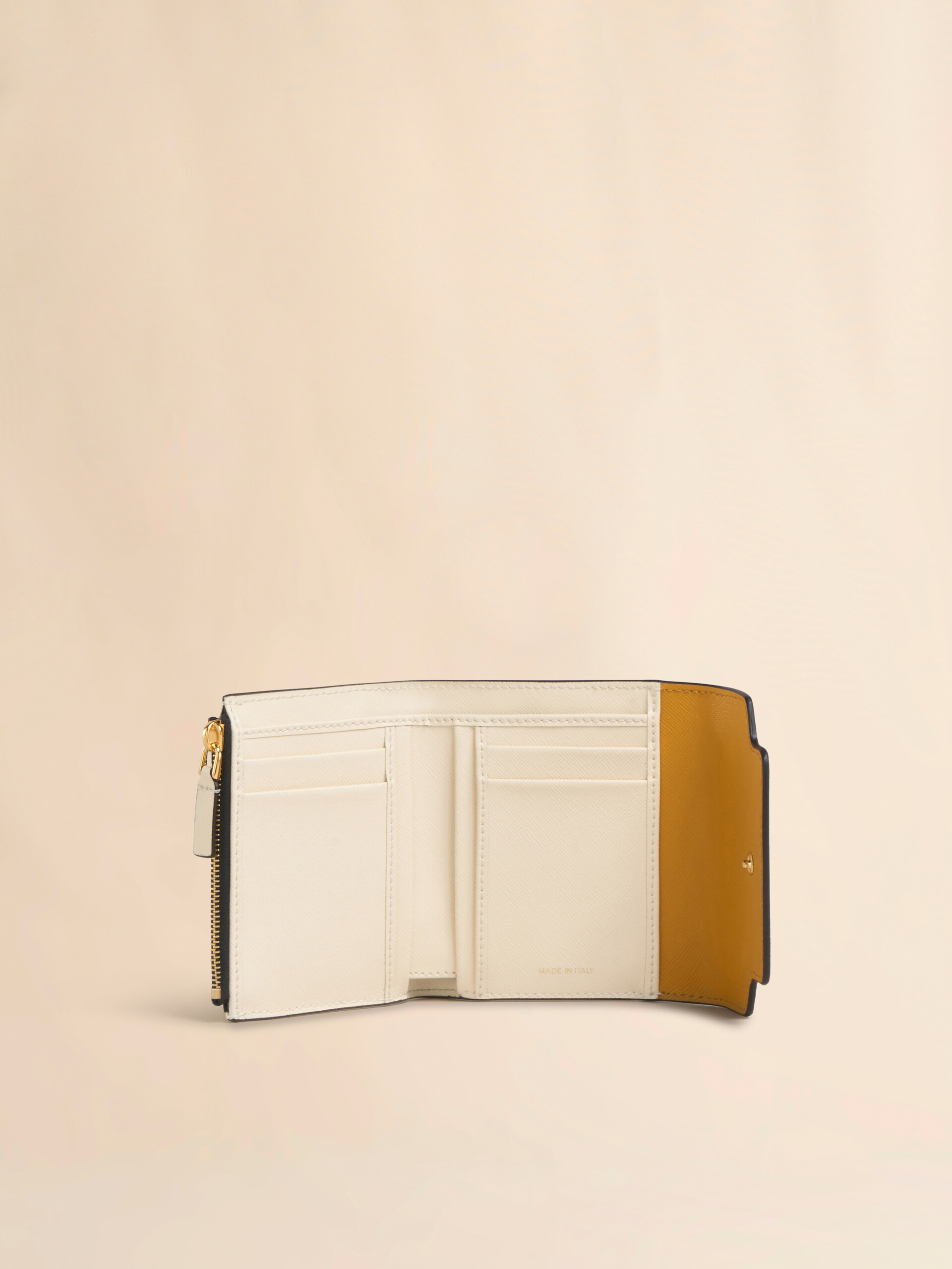*Marni* サフィアーノレザー製ウオレット ゴールドロゴ *5Colors ブルー サフィアーノレザー二つ折りウォレット | Marni