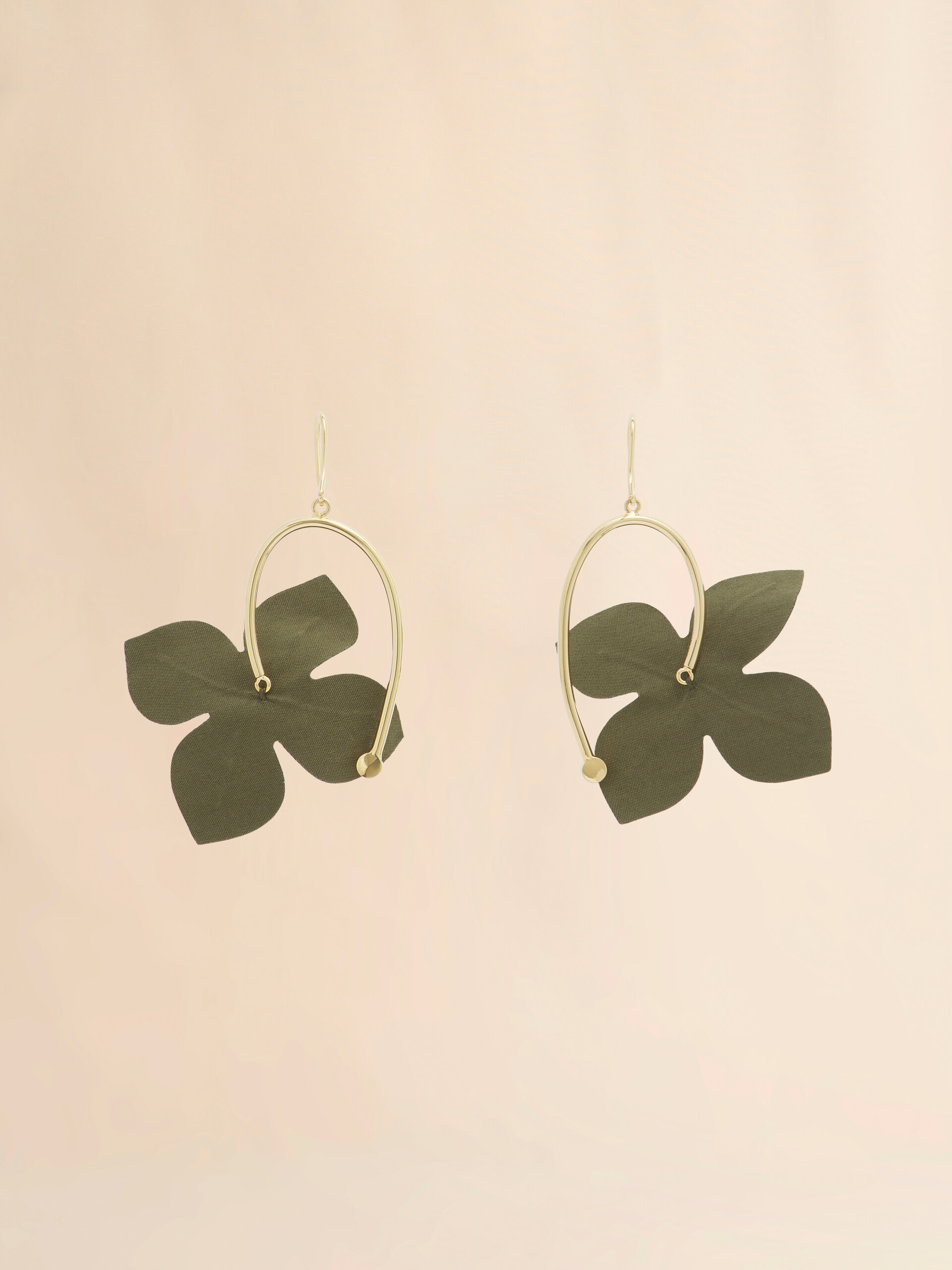 Boucles d'oreilles pendantes en popeline bleue et verte avec fleurs - Boucles d&rsquo;oreilles - Image 3