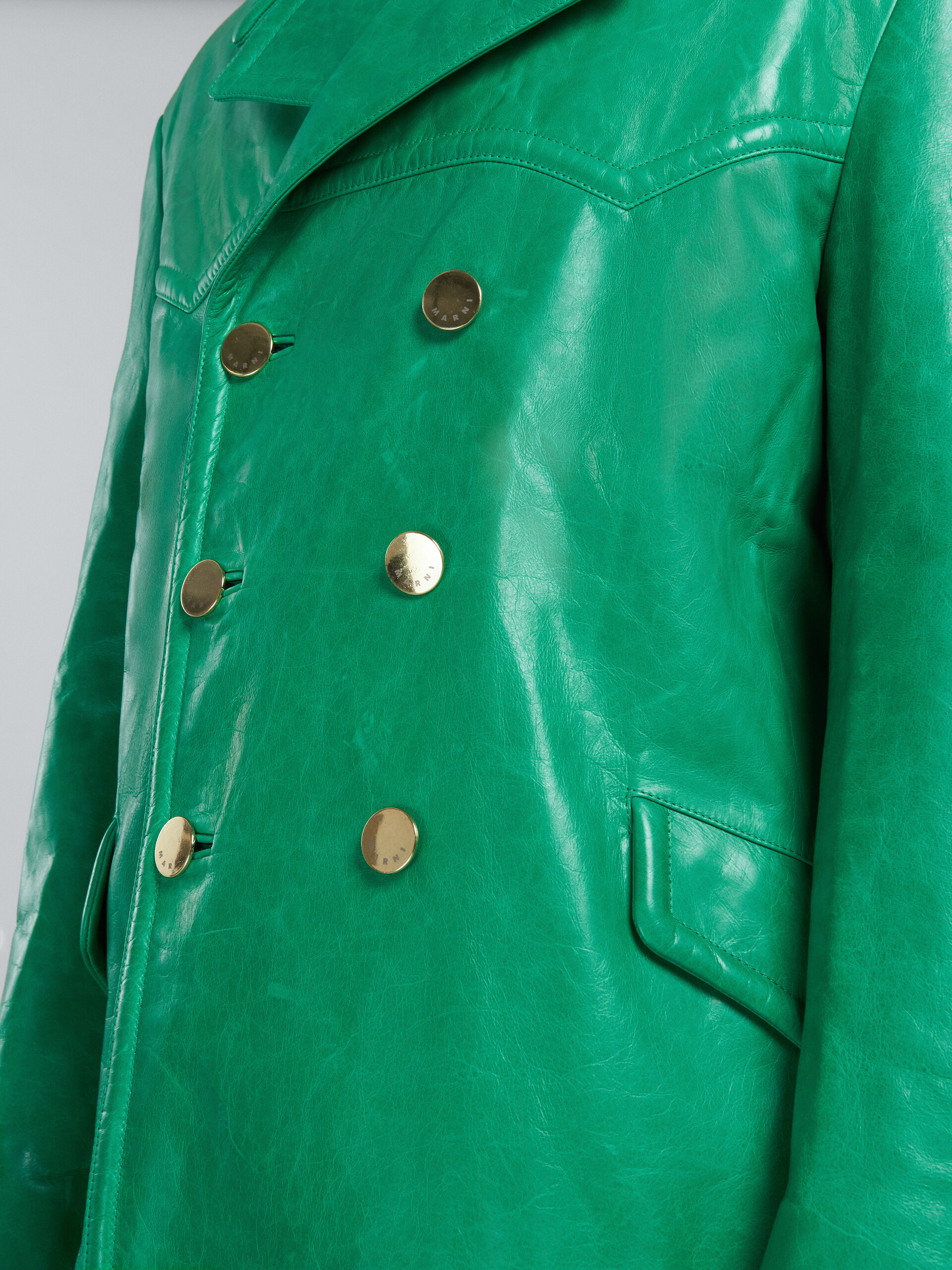 Double-breasted jacket in shiny green leather - Coat - Image 5