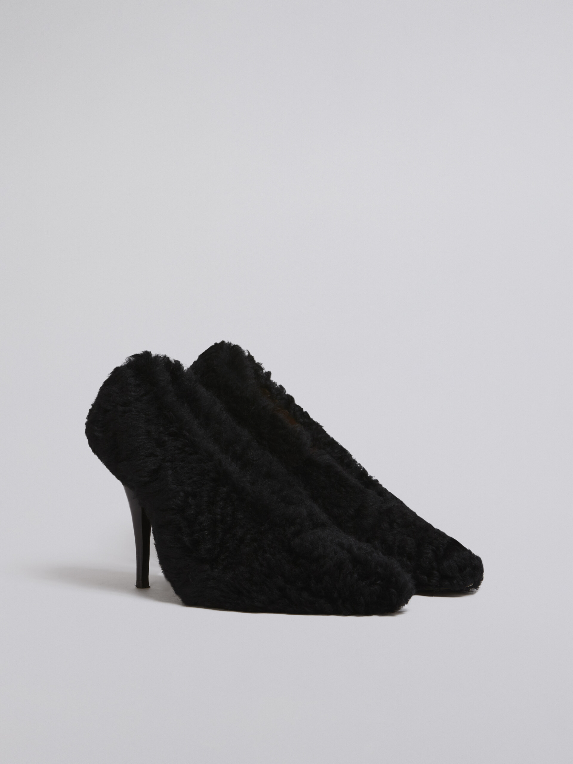 Shearling pump with heel covered in nappa - Pumps - Image 2