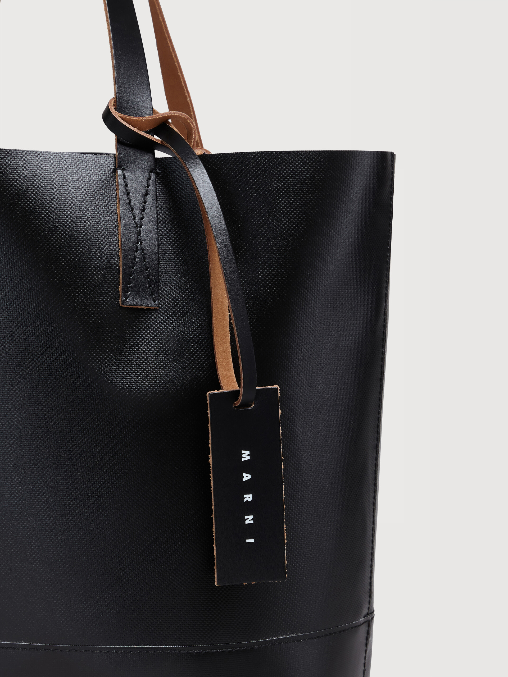 Black open shopper with Marni tag - Shopping Bags - Image 4