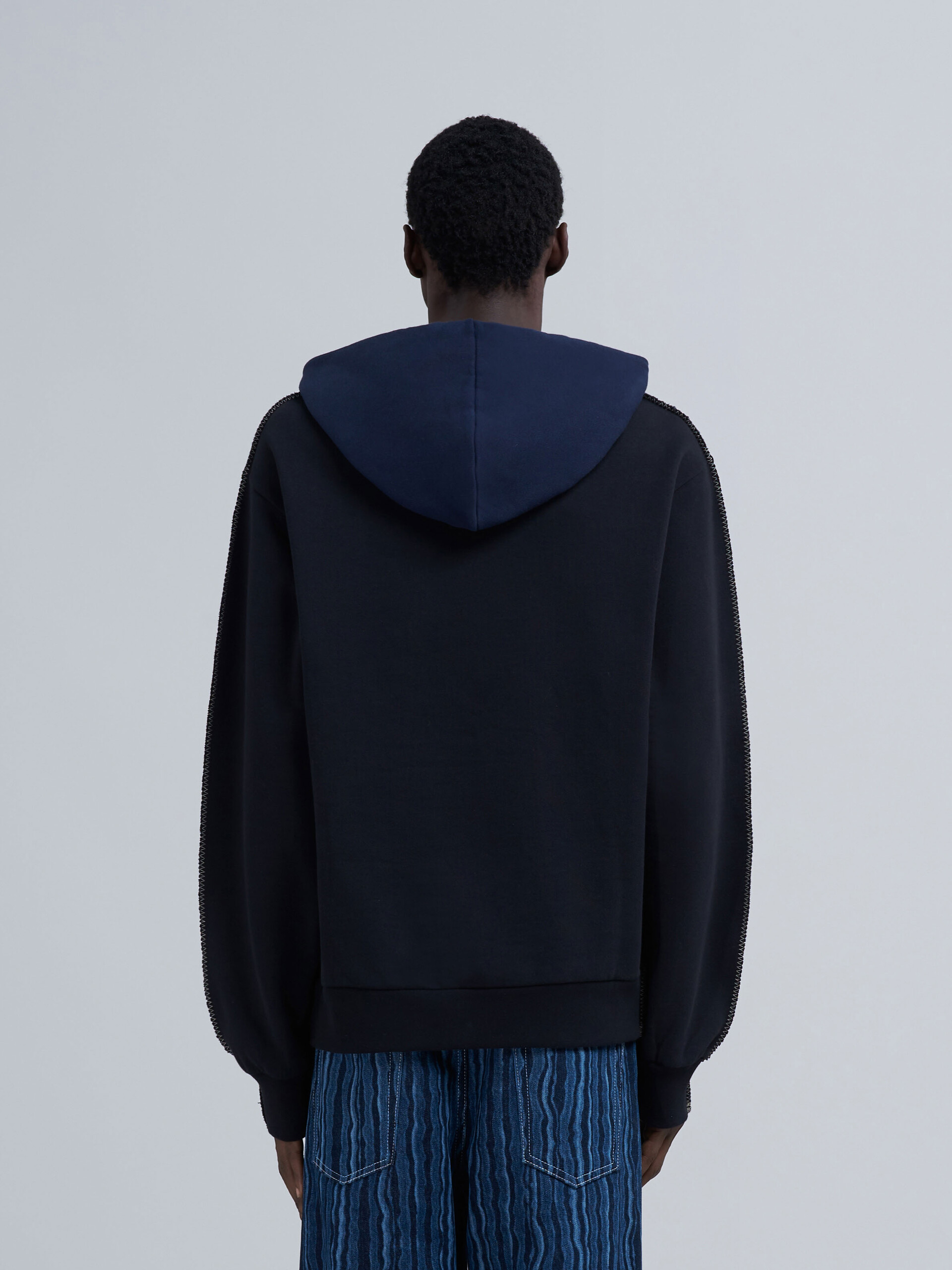 Bio cotton hoodie with maxi pocket - Sweaters - Image 3