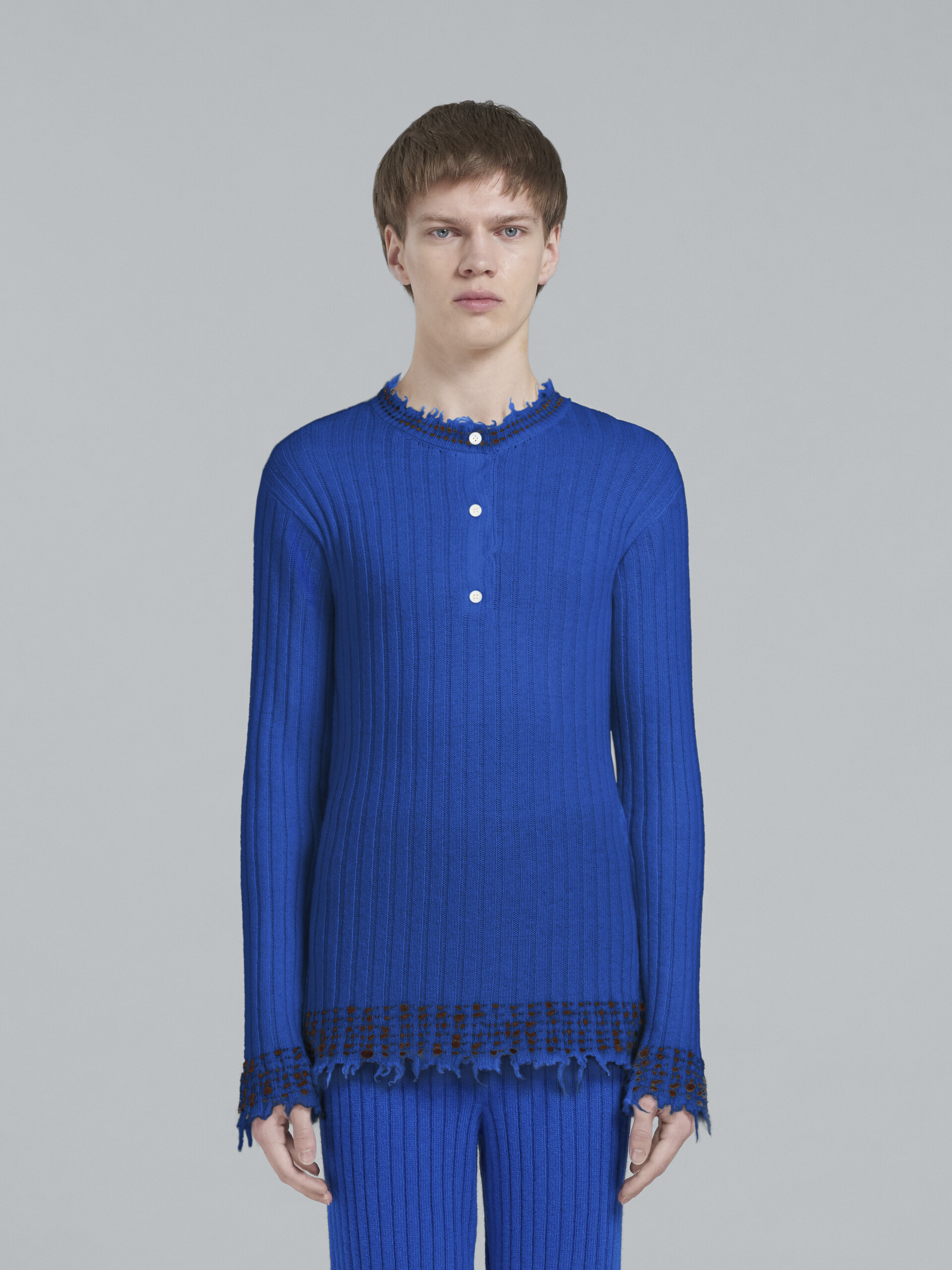 Blue knitted wool sweater - Pullovers - Image 2