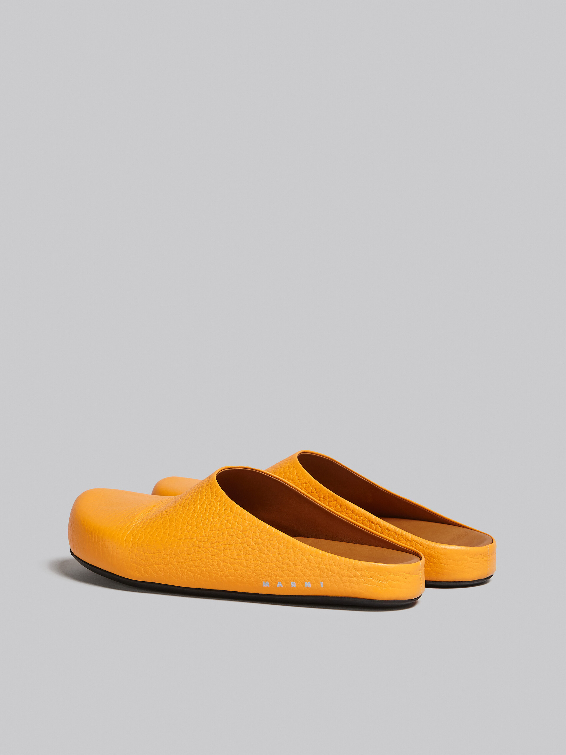 Yellow leather Fussbett sabot - Clogs - Image 3