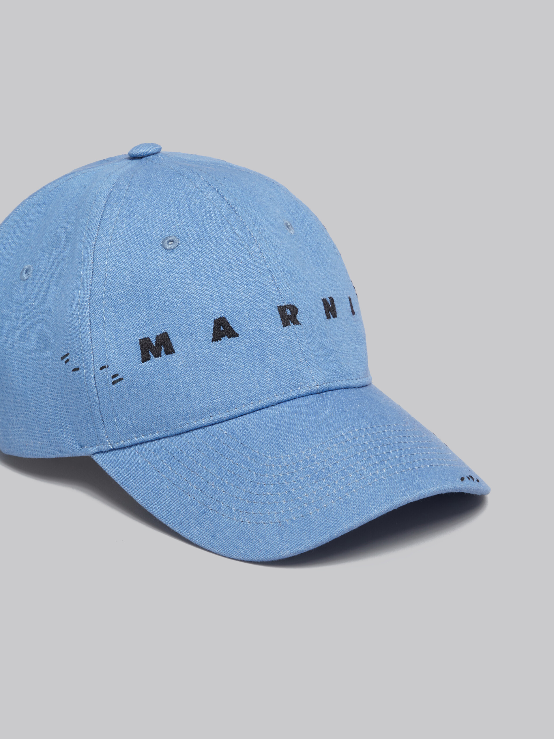 Cappello da baseball in denim blu con logo ricamato - Cappelli - Image 4