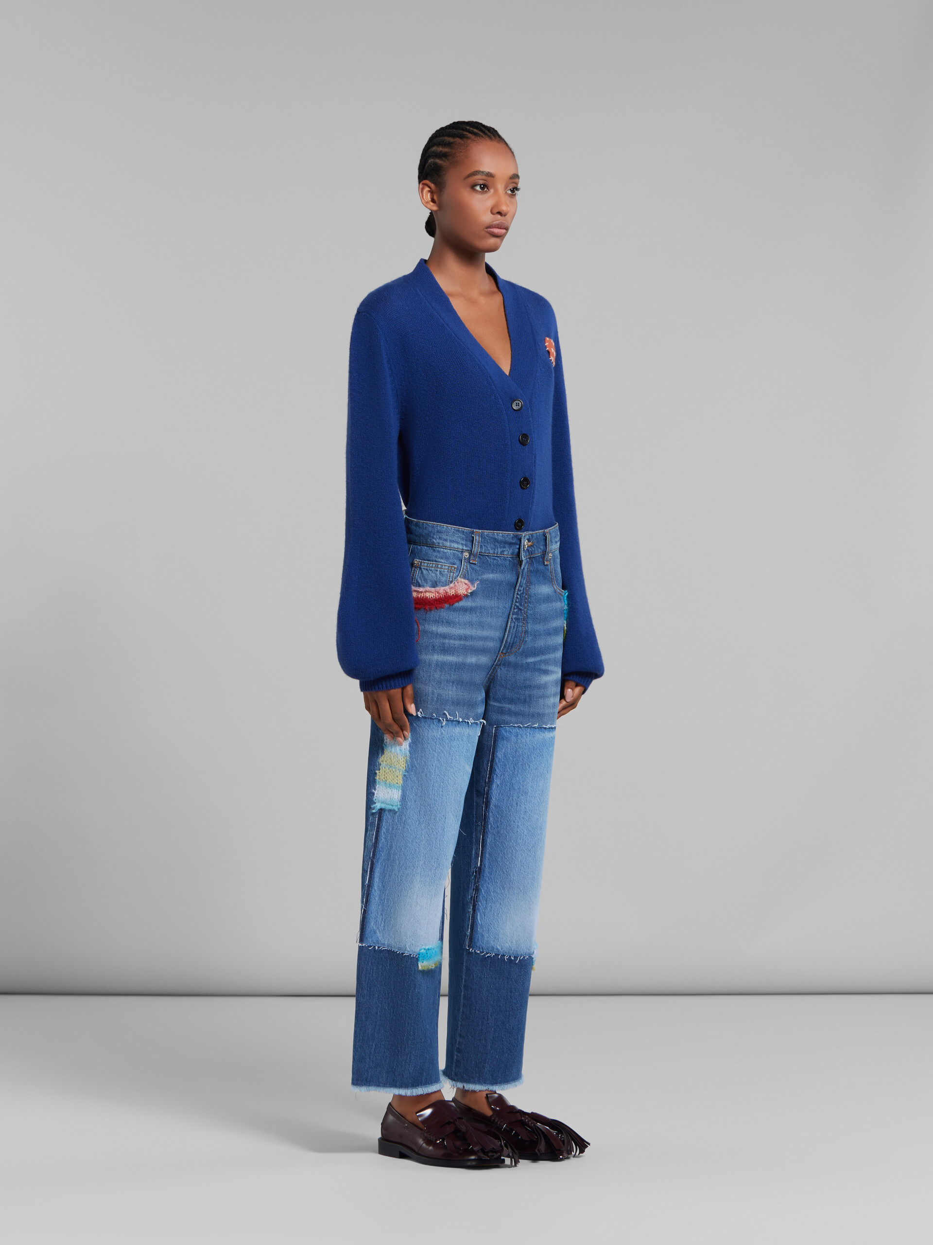 Cardigan in cashmere blu con applicazione Marni - Pullover - Image 5