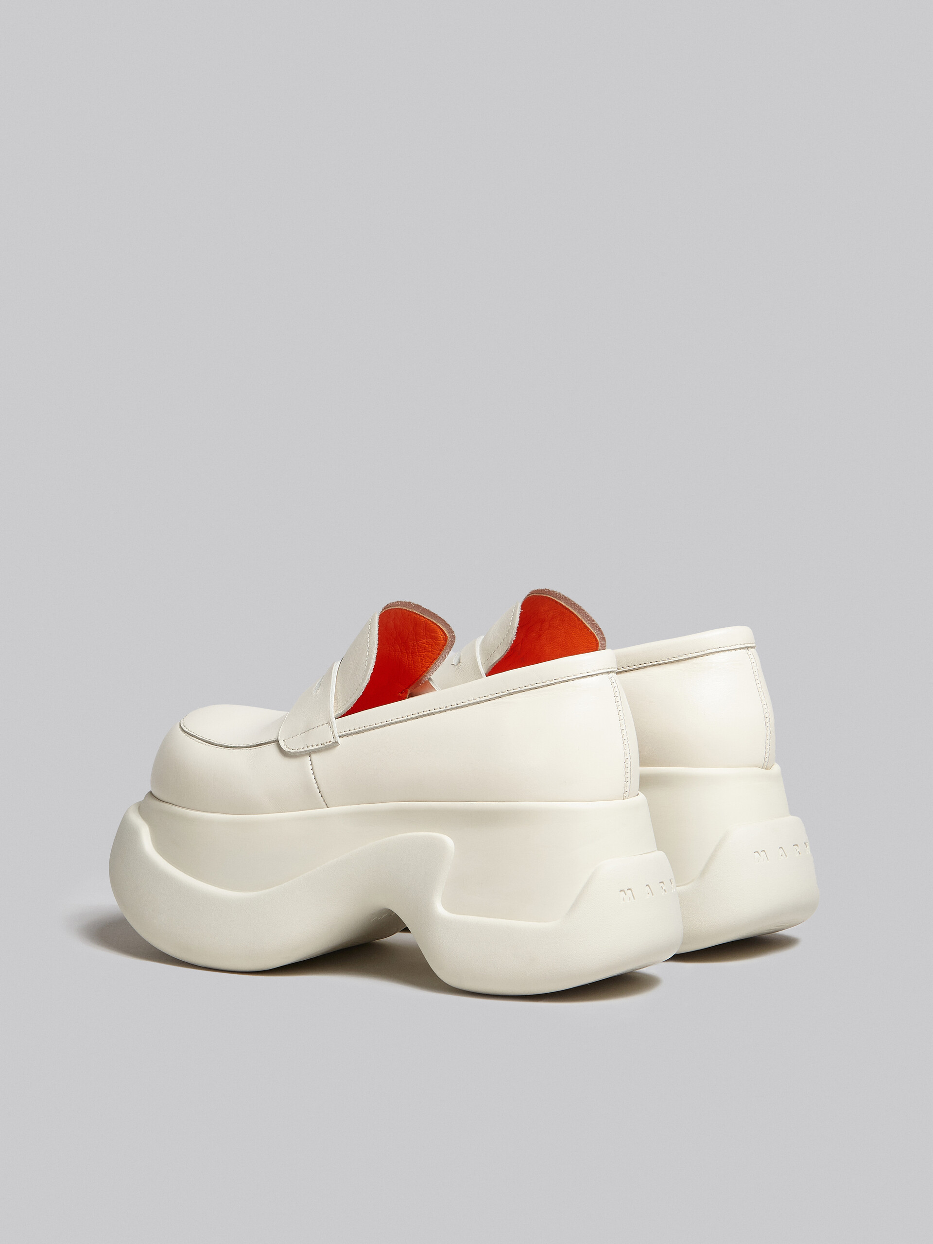 White leather Aras 23 chunky mocassin - Mocassin - Image 3