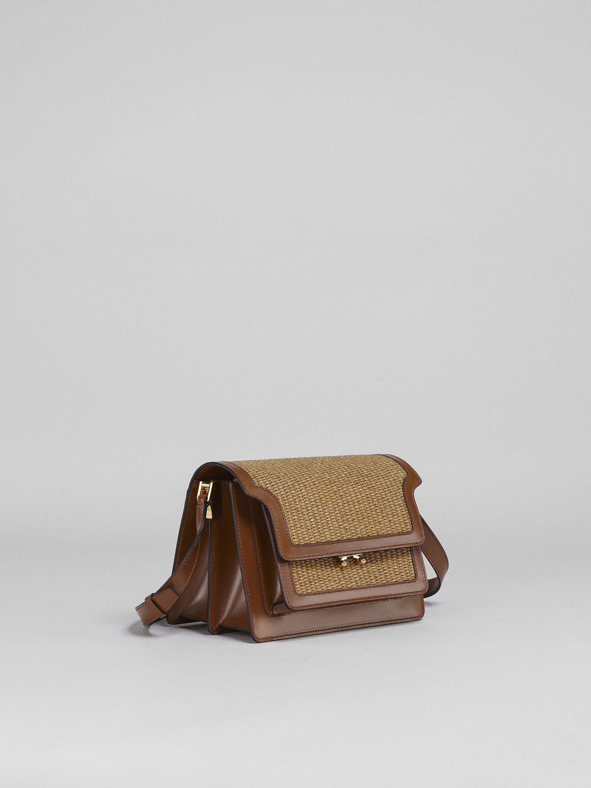 TRUNK SOFT medium bag in brown leather and raffia - Shoulder Bags - Image 6