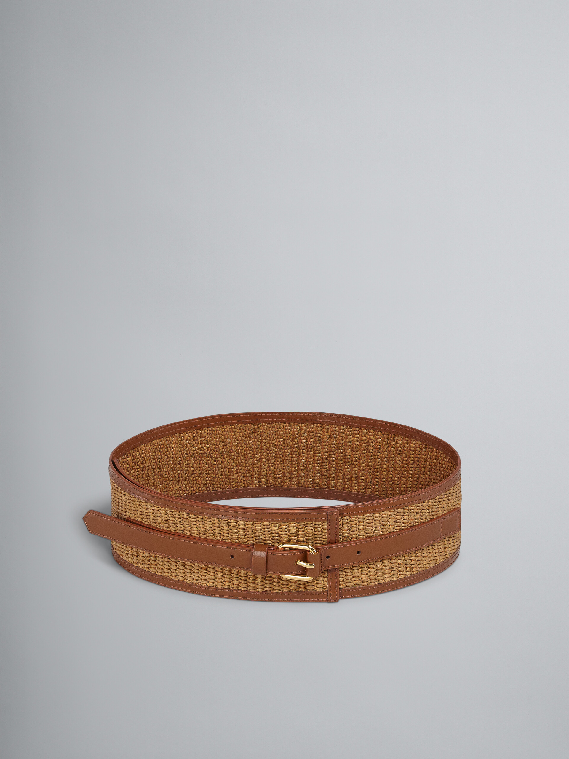 Belt in brown leather and raffia-effect fabric - Belts - Image 1
