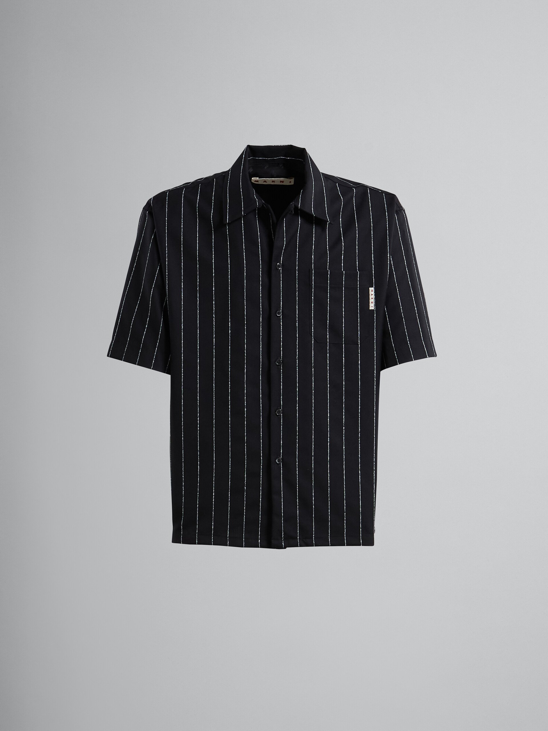 ブラック ピンストライプ フレスコウール地ボーリングシャツ - シャツ - Image 1