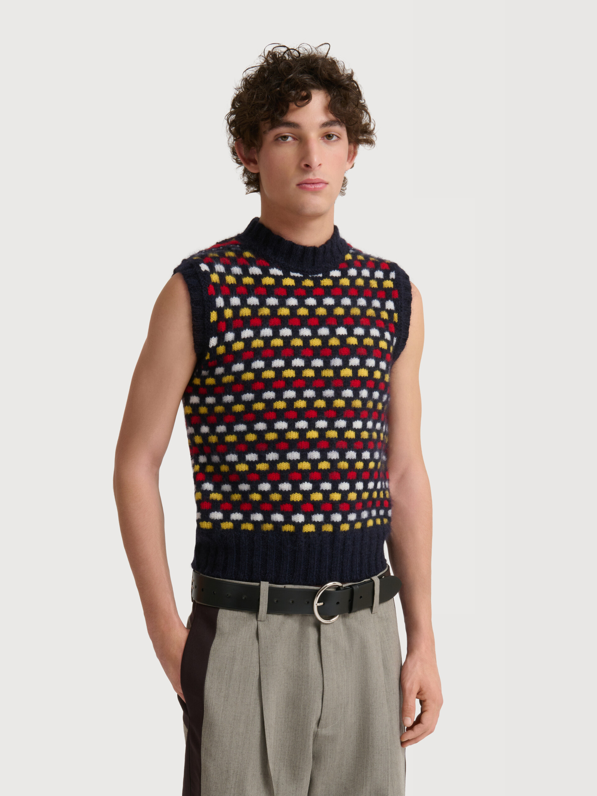 Red and blue jacquard Shetland wool vest - Pullovers - Image 2