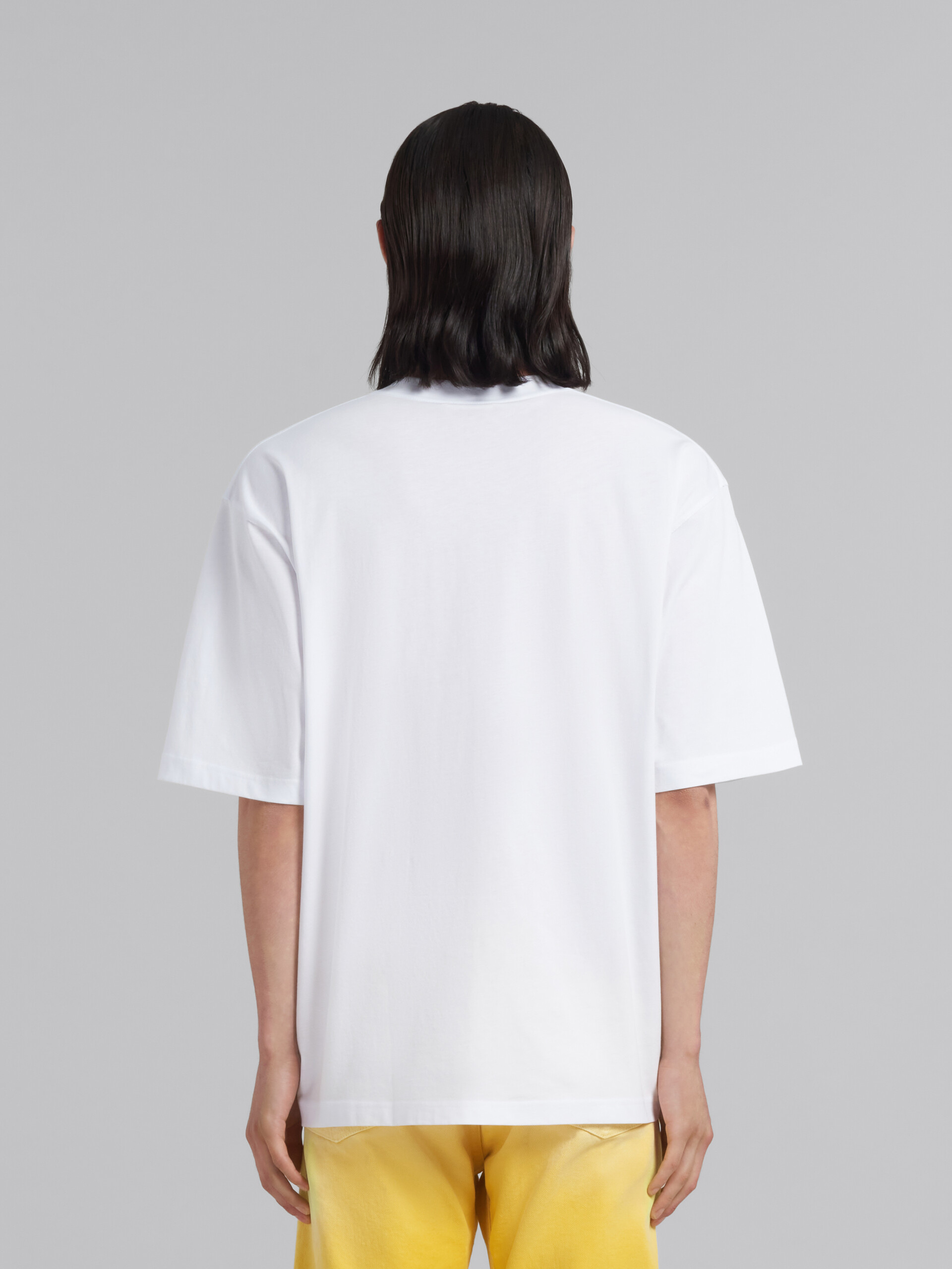 White bio cotton T-shirt with circular logo - T-shirts - Image 3