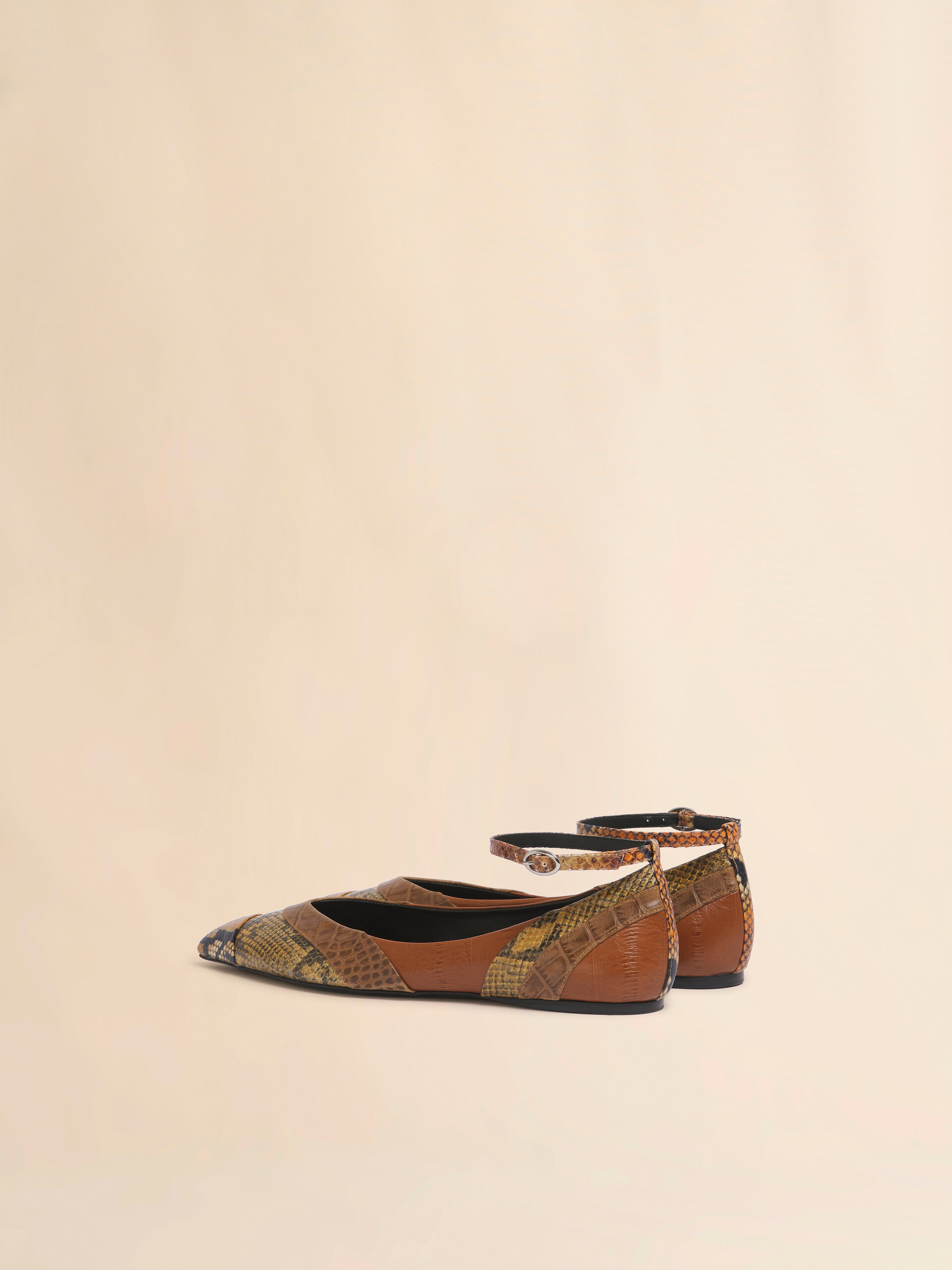 Green leather pointed-toe ballerina - Ballet Shoes - Image 3
