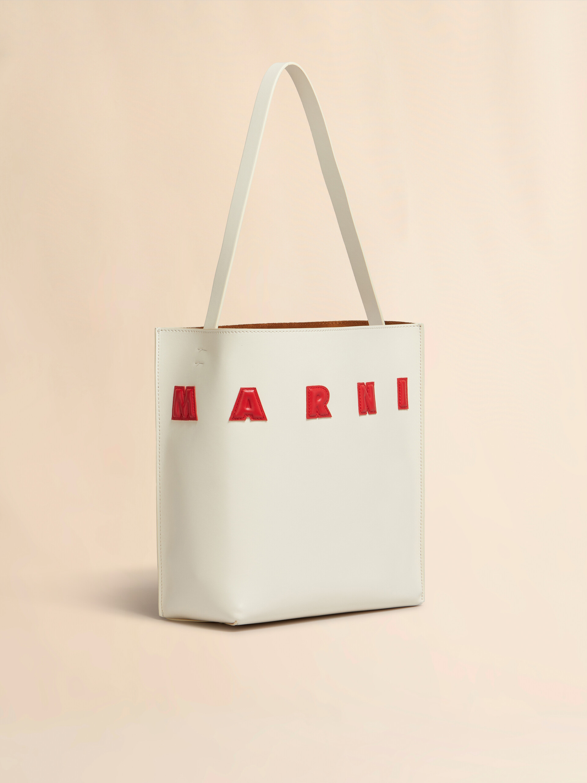 Small white leather Museo hobo bag with patches - Shopping Bags - Image 6