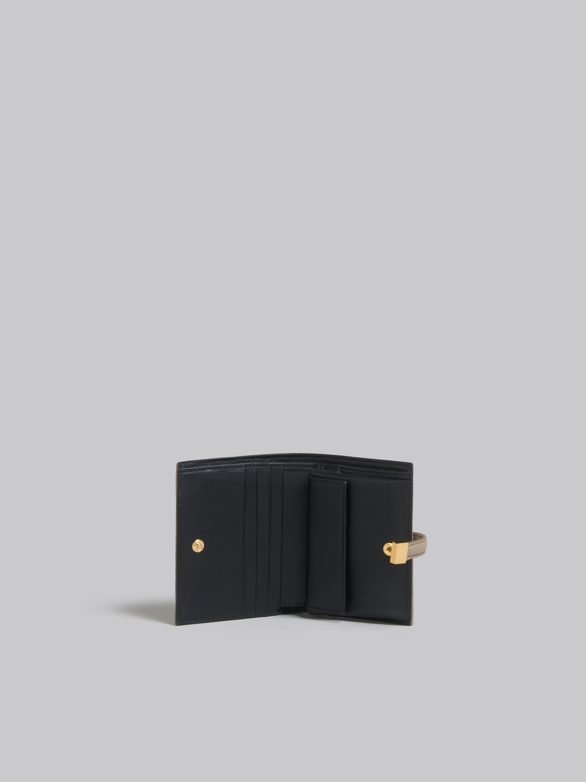Black leather bifold Prisma wallet - Wallets - Image 2