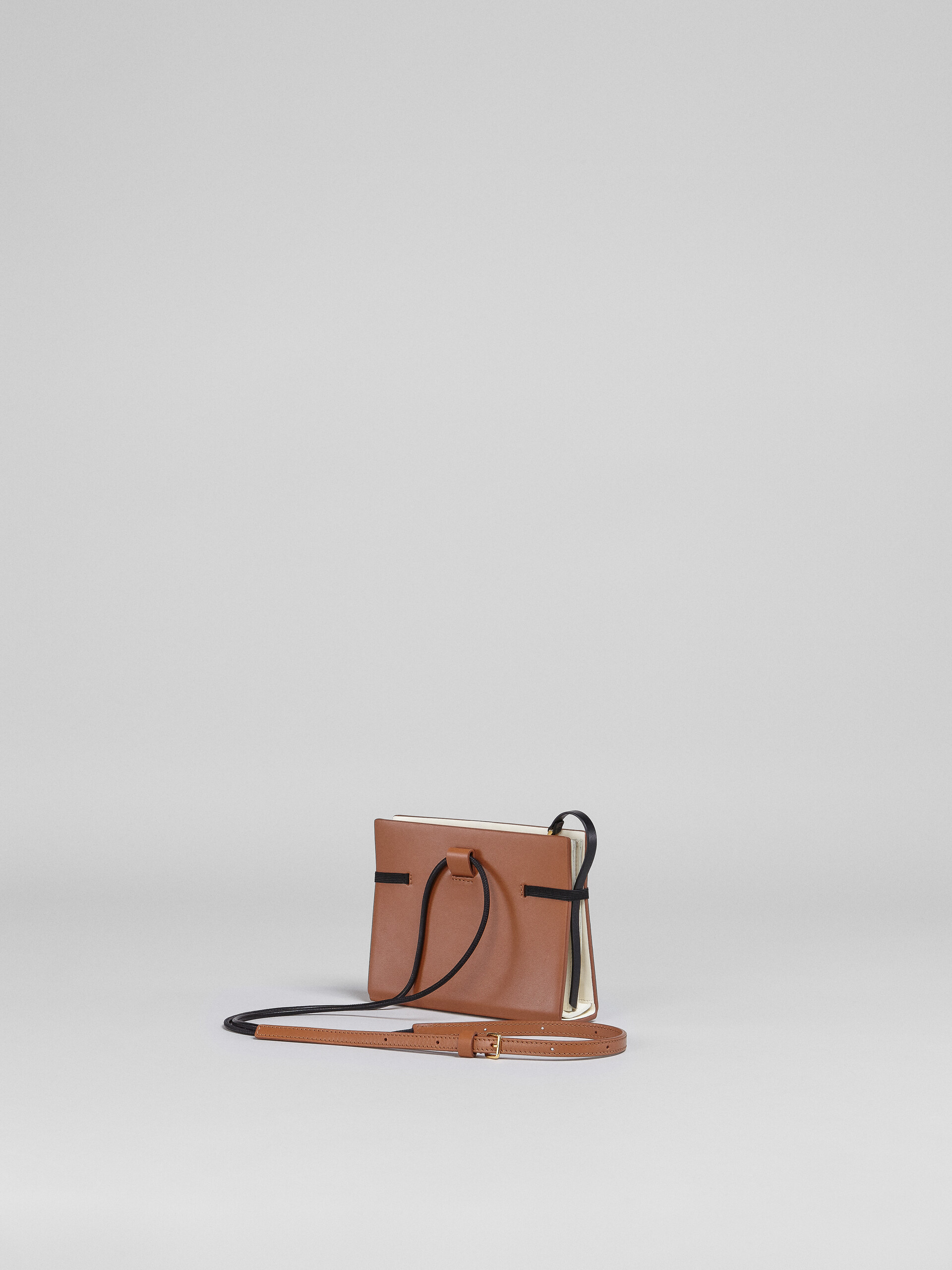 Brown and white leather clutch - Beutel - Image 3