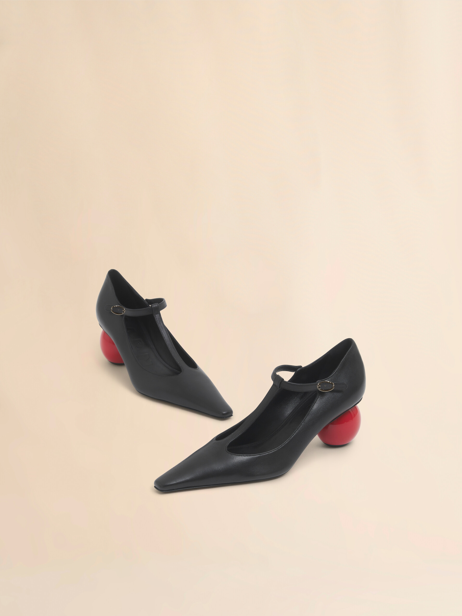 Black leather Mary
Jane - Pumps - Image 5