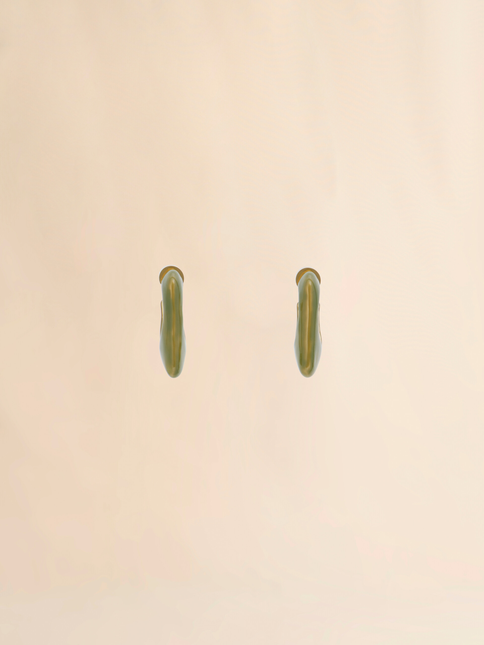 Green enamel Trapeze hoop earrings - Earrings - Image 1