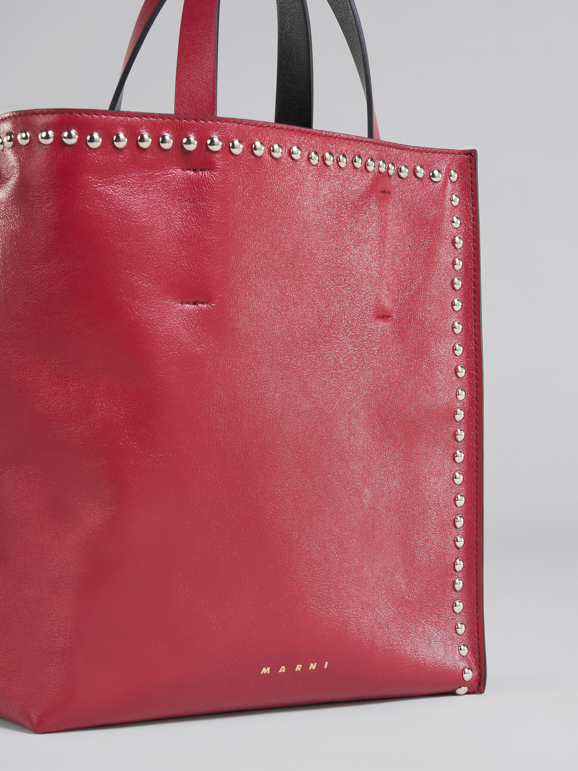 Museo Soft Small Bag in red and black leather with studs - Shopping Bags - Image 5