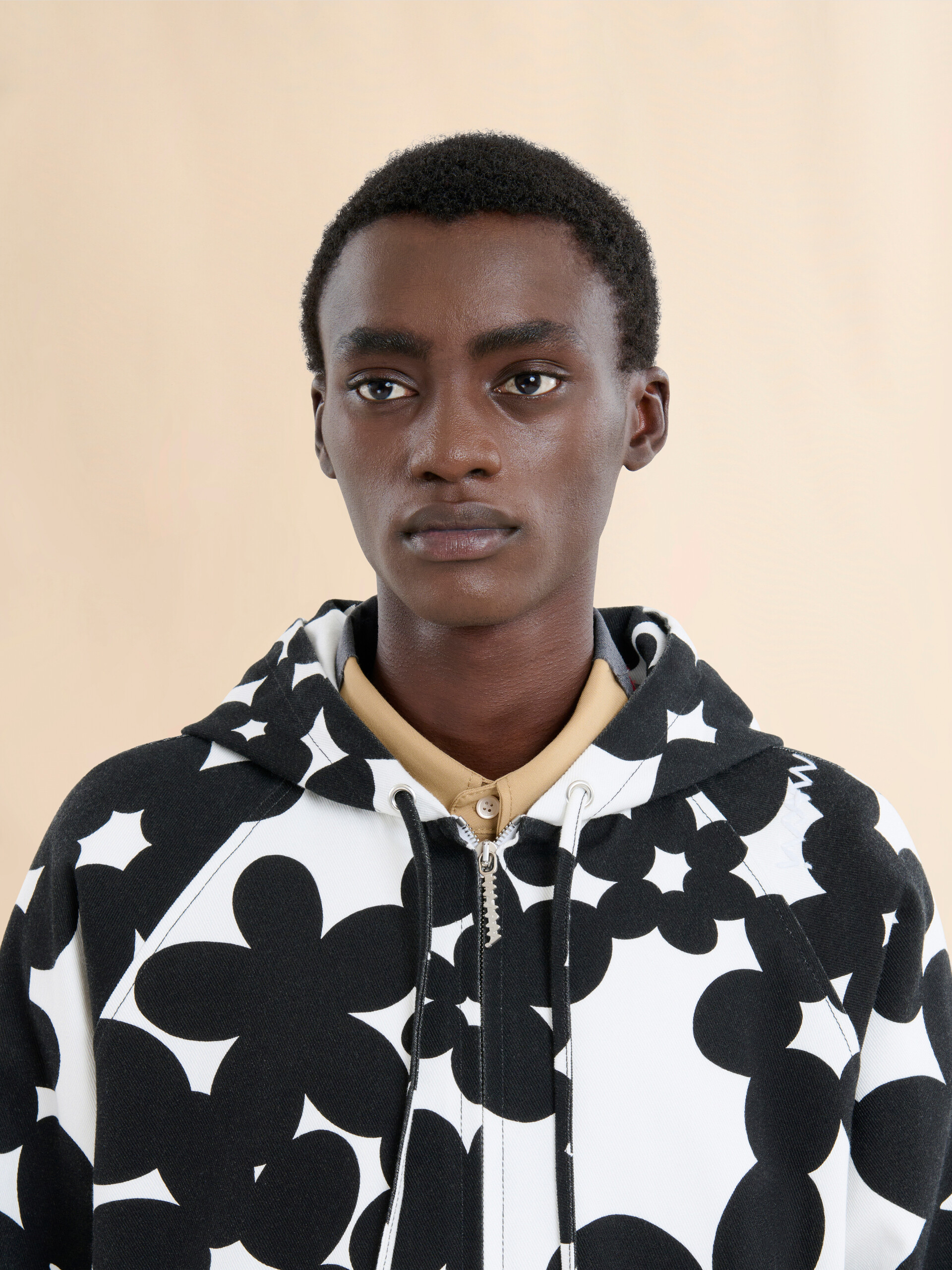 Cotton hoodie with black and white Dillies print - Jackets - Image 4
