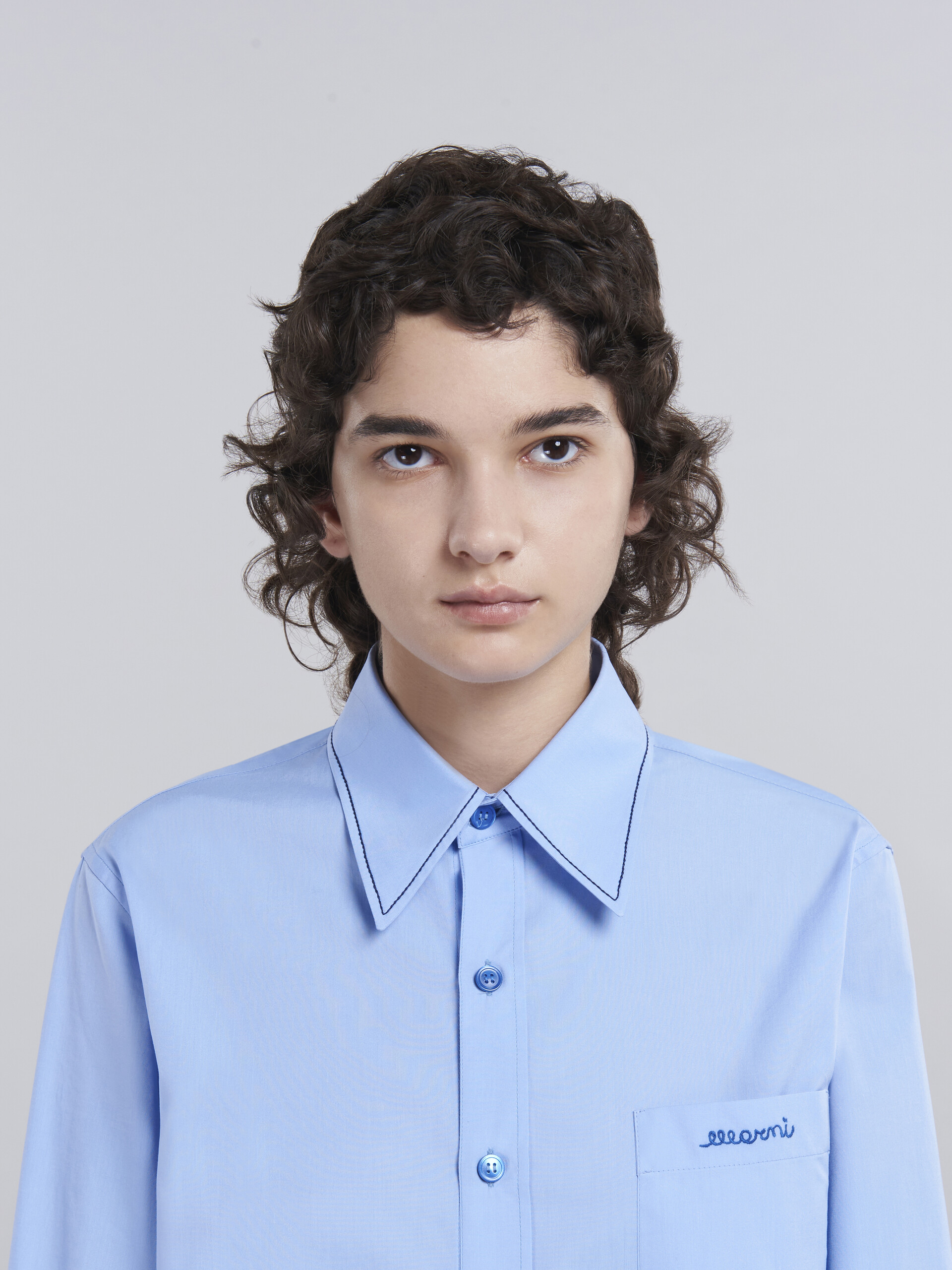 Light blue bio cotton shirt with embroidered logo - Shirts - Image 4