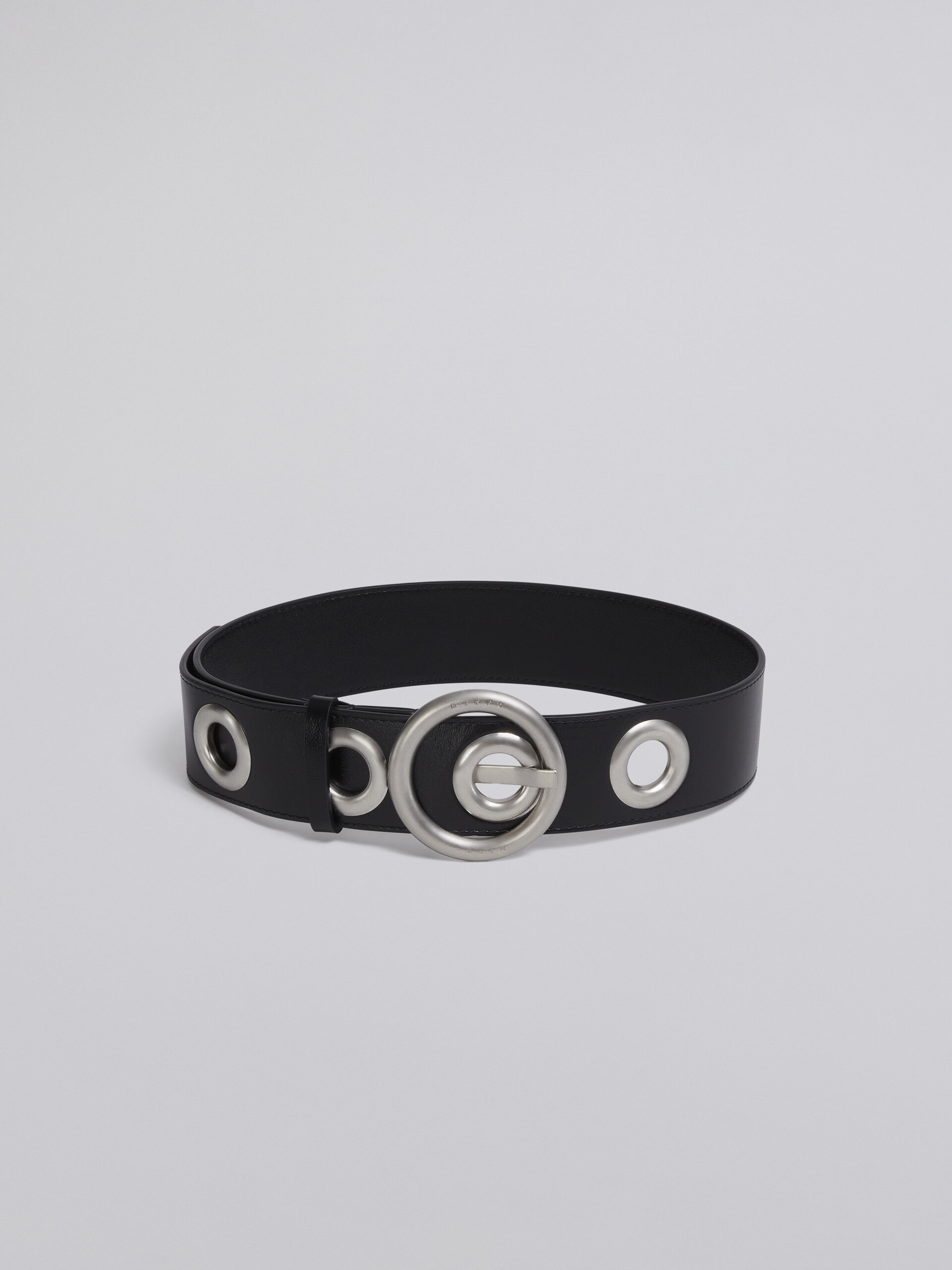 belt with eyelets