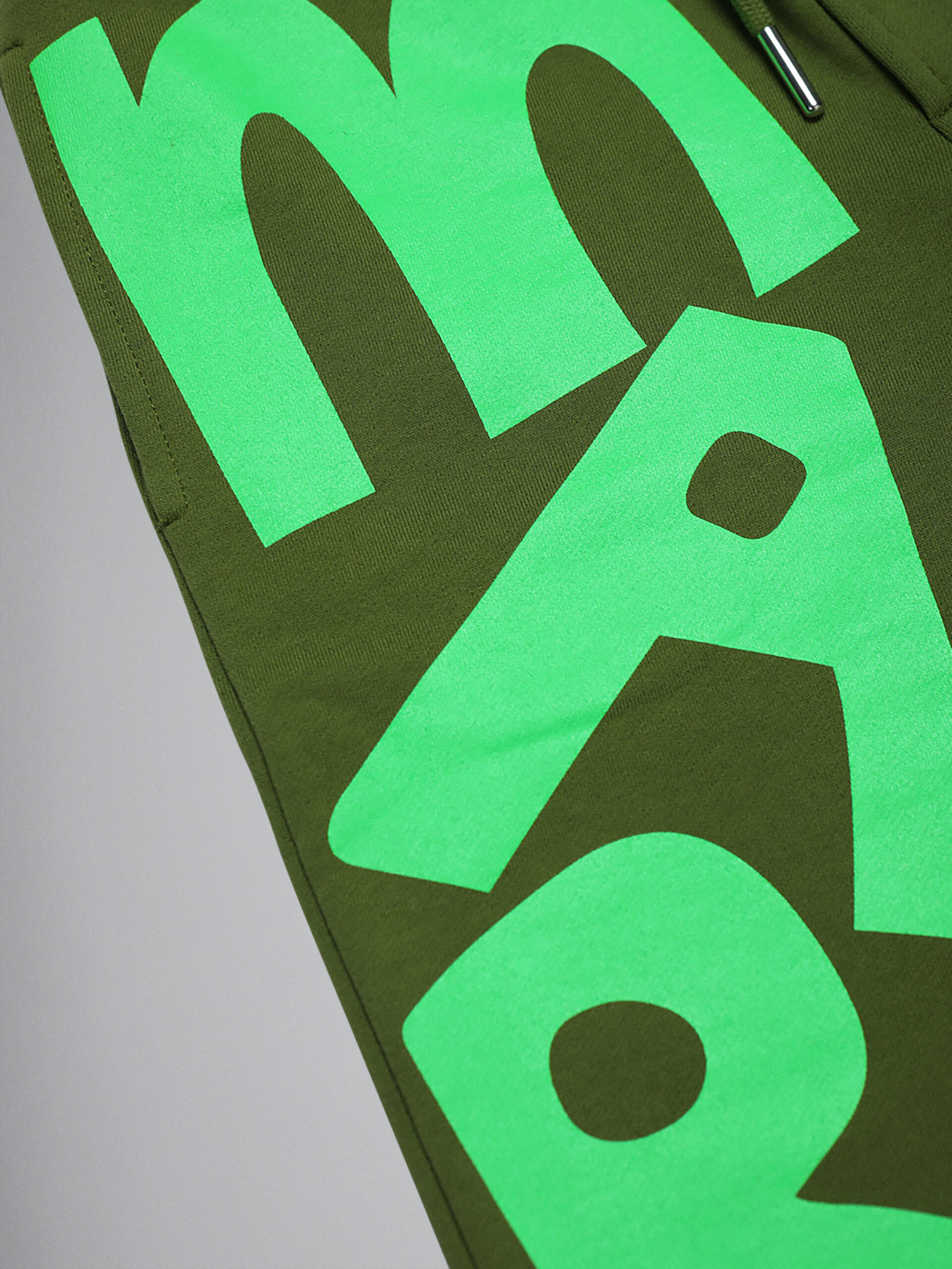 Grüne Laufhose aus Baumwolle mit Maxi-Logo - Hosen - Image 3