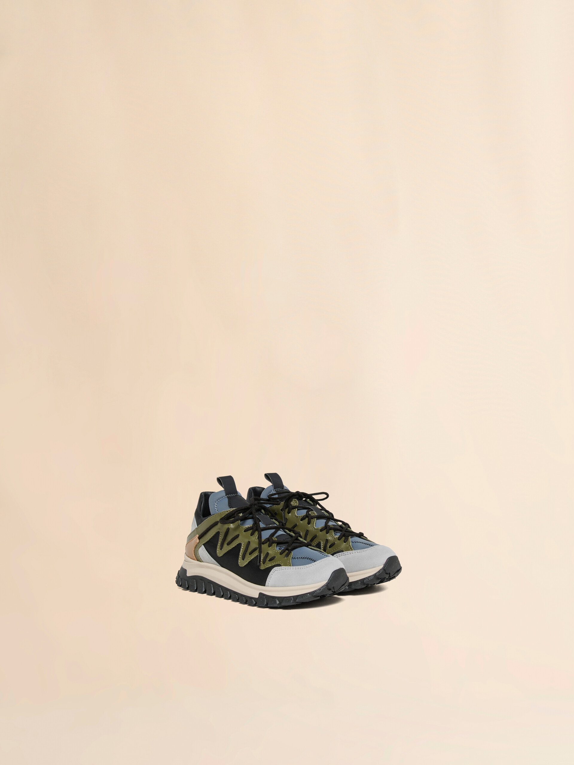Grey hiking-style sneaker - Sneakers - Image 2