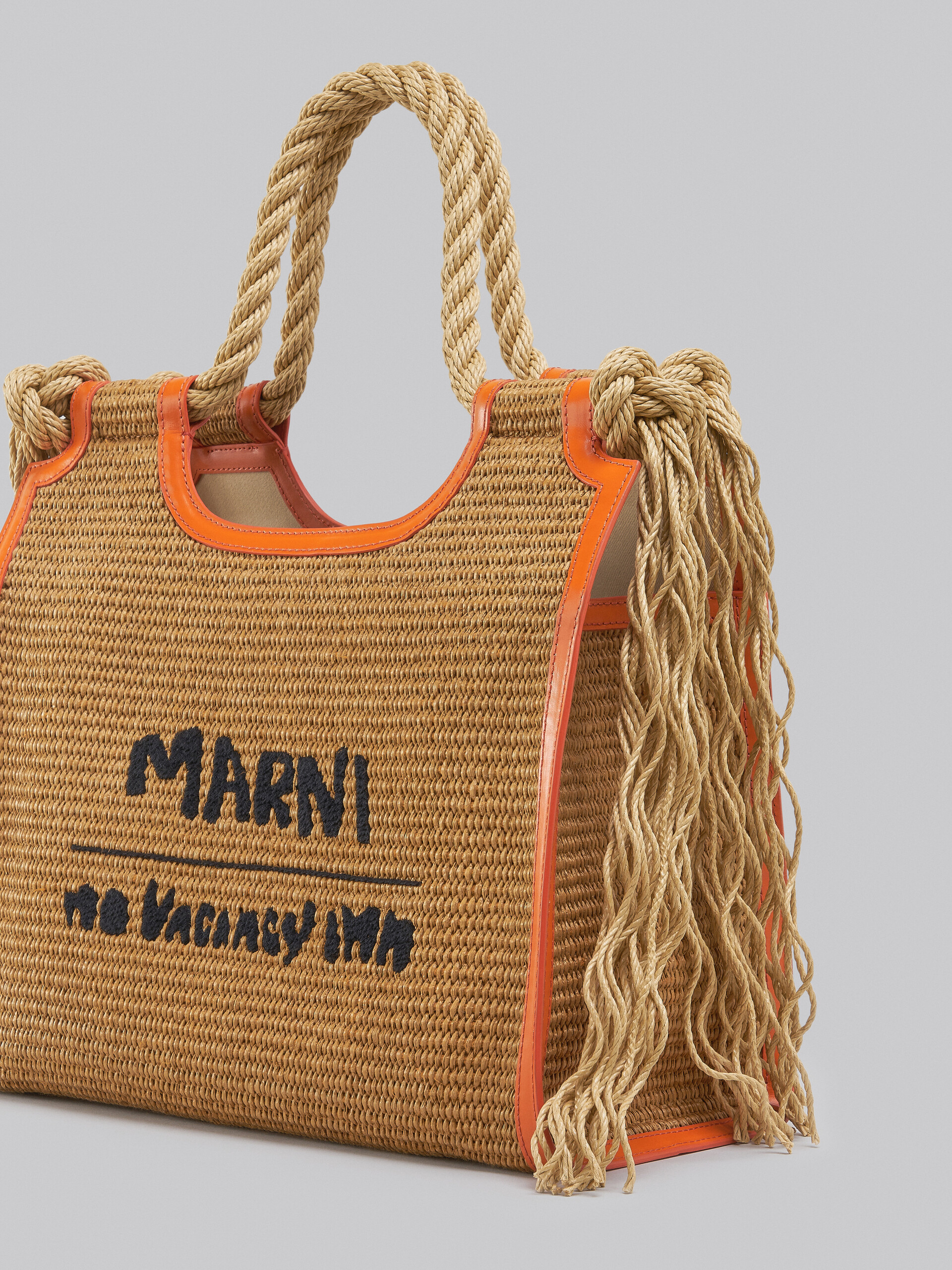 Marni x No Vacancy Inn - Marcel Tote Bag in raffia with orange trims - Handbag - Image 5