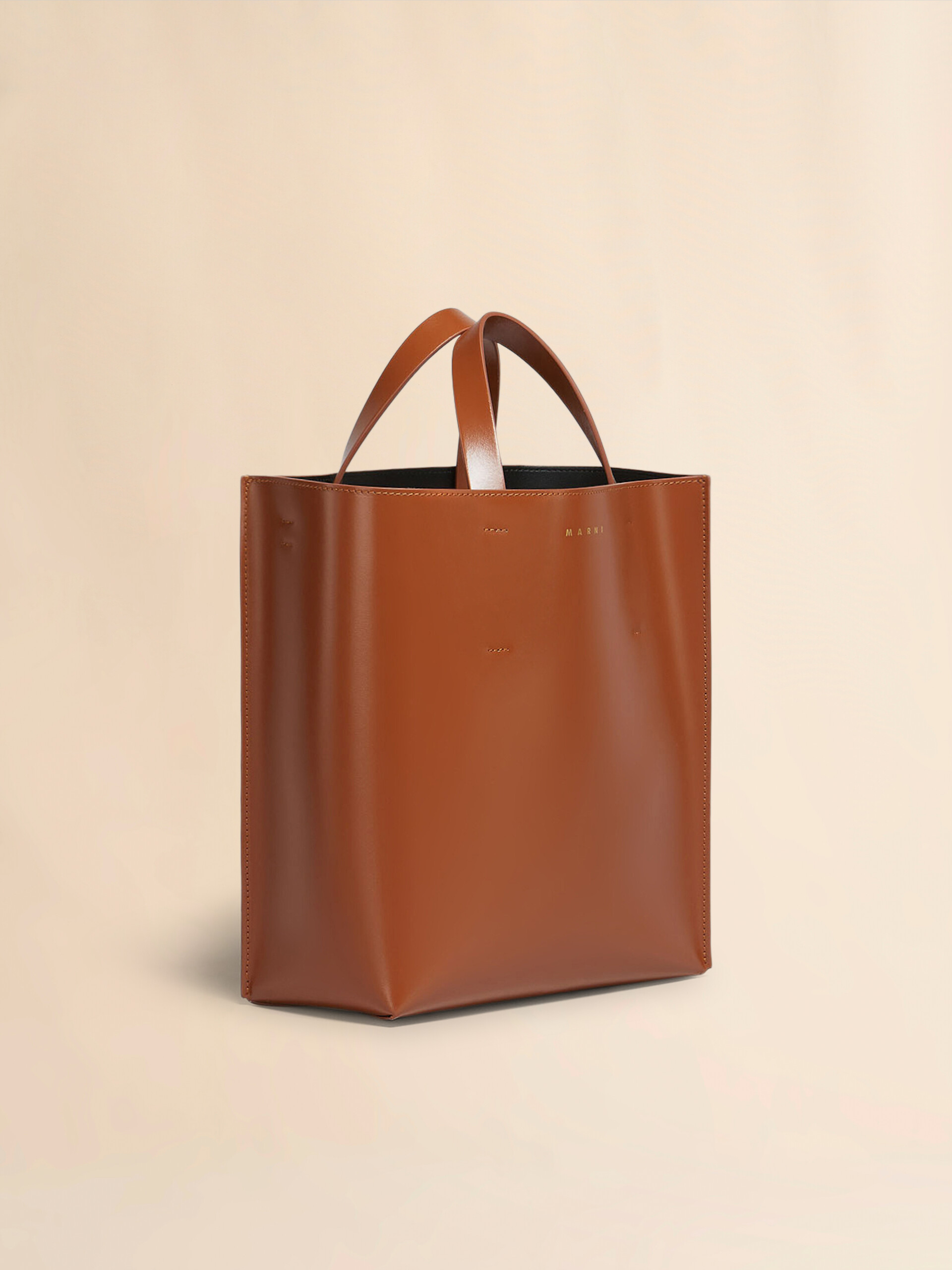 Museo small bag in light pink leather - Shopping Bags - Image 5
