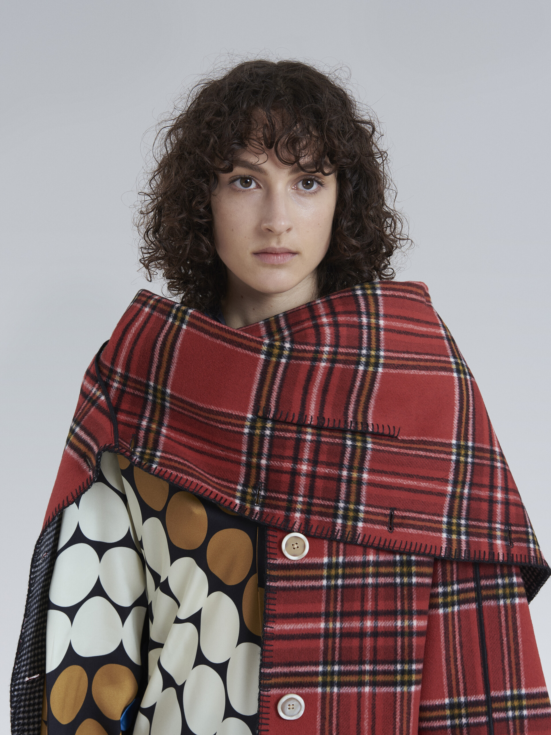 Cappotto in lana melton double face con interno a contrasto - Cappotti - Image 4