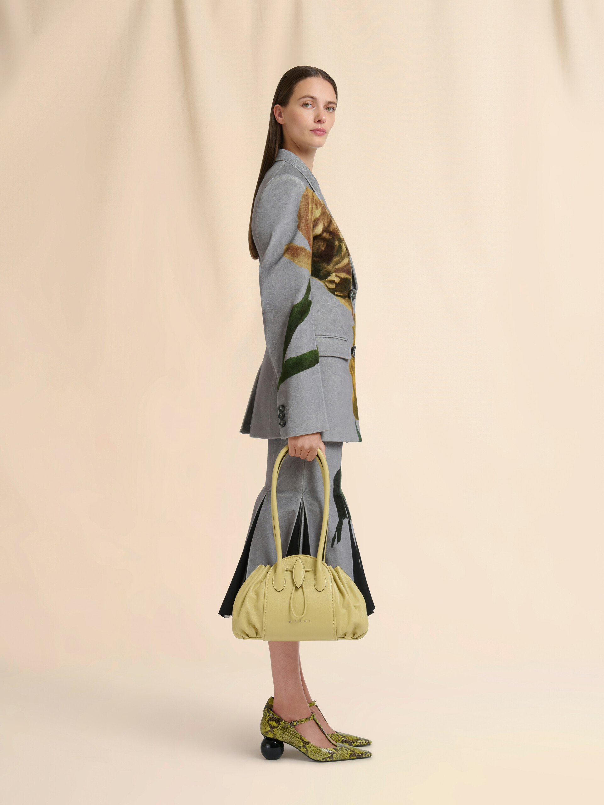 Black leather Tulipea Shoulder shopper - Shopping Bags - Image 2