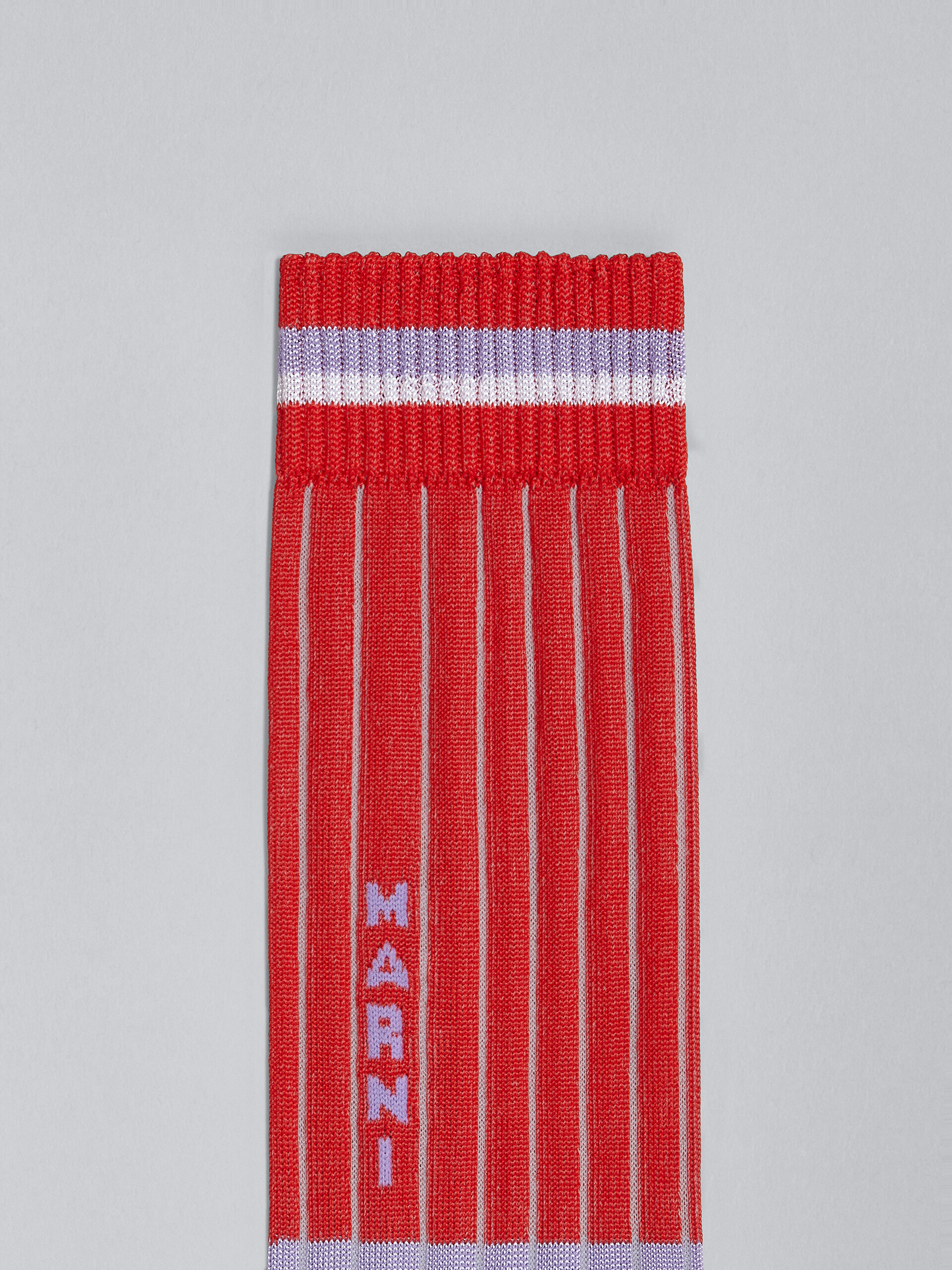 Red two-tone viscose socks - Socks - Image 3