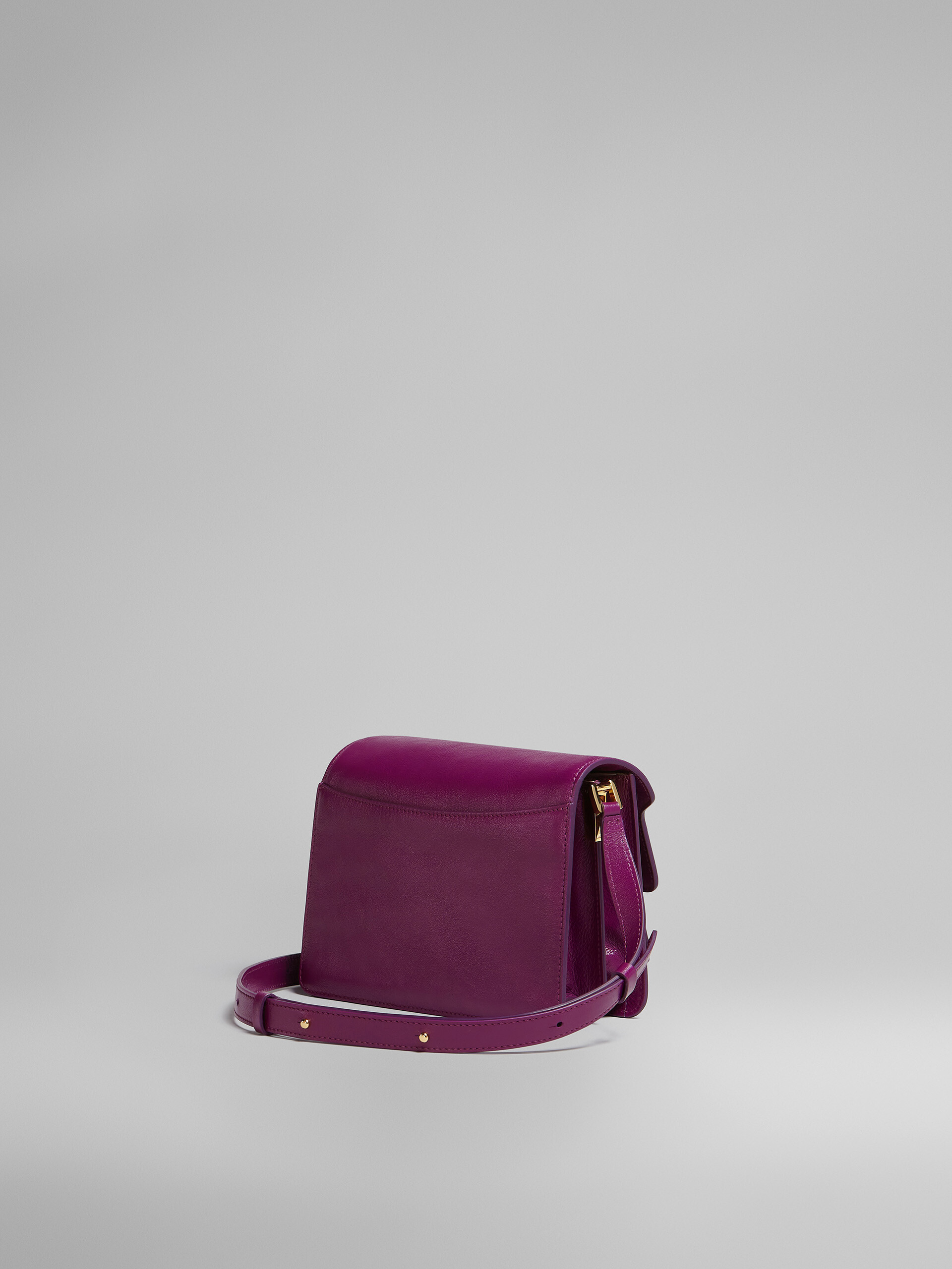 TRUNK SOFT medium bag in purple leather - Shoulder Bag - Image 2