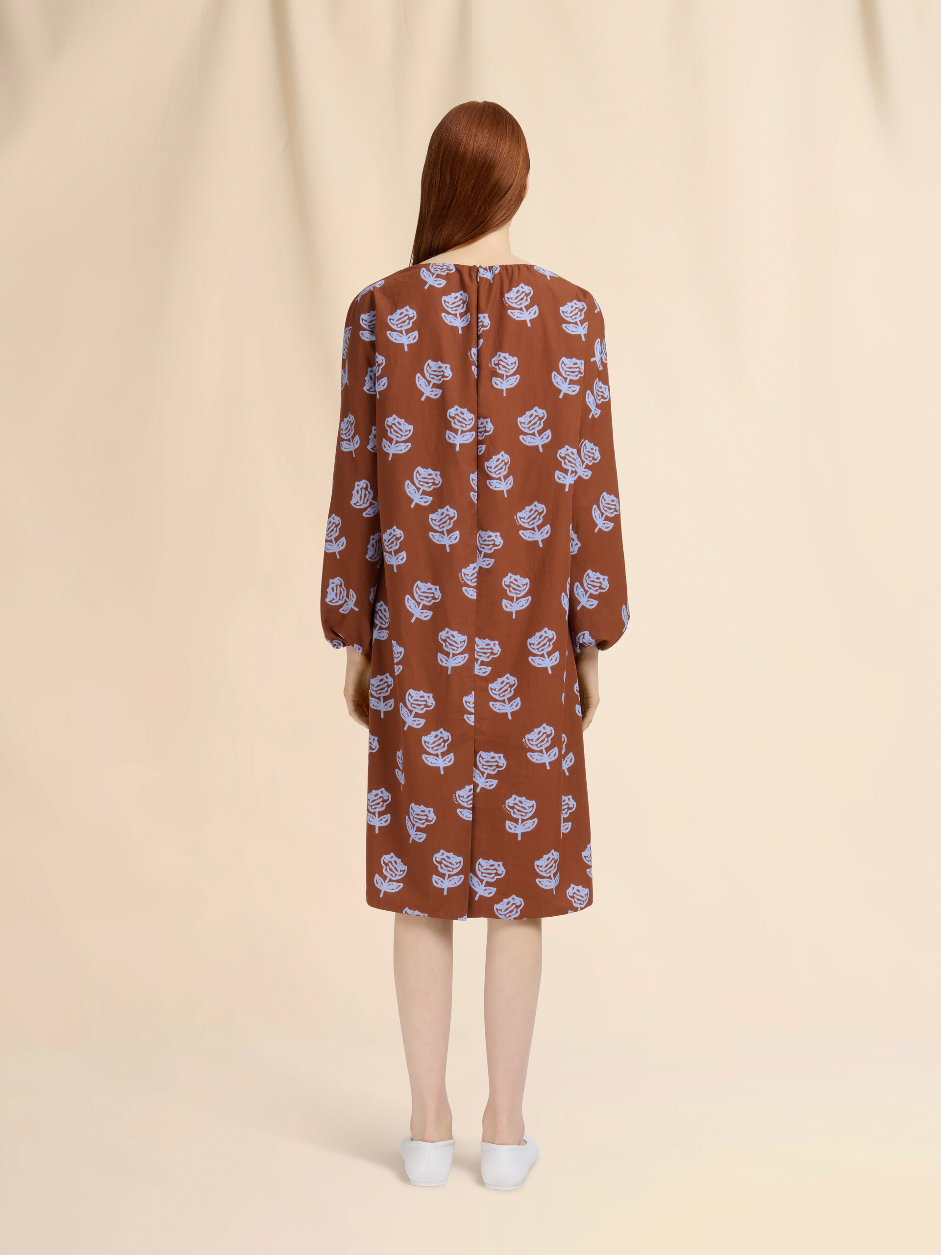 Brown poplin midi dress with Sprayed Roses print - Dresses - Image 3