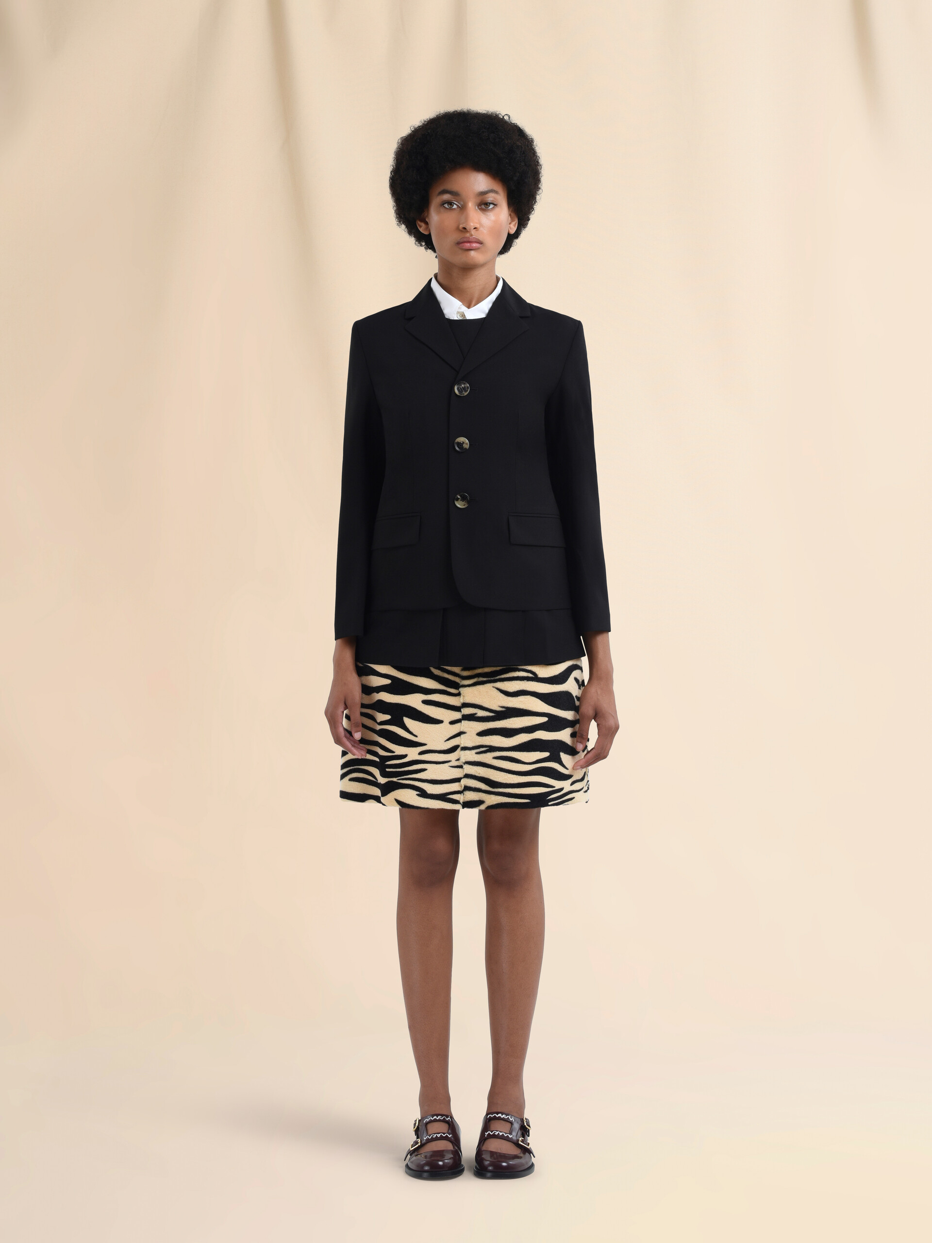 Veste noire en laine mélangée - Manteaux - Image 2