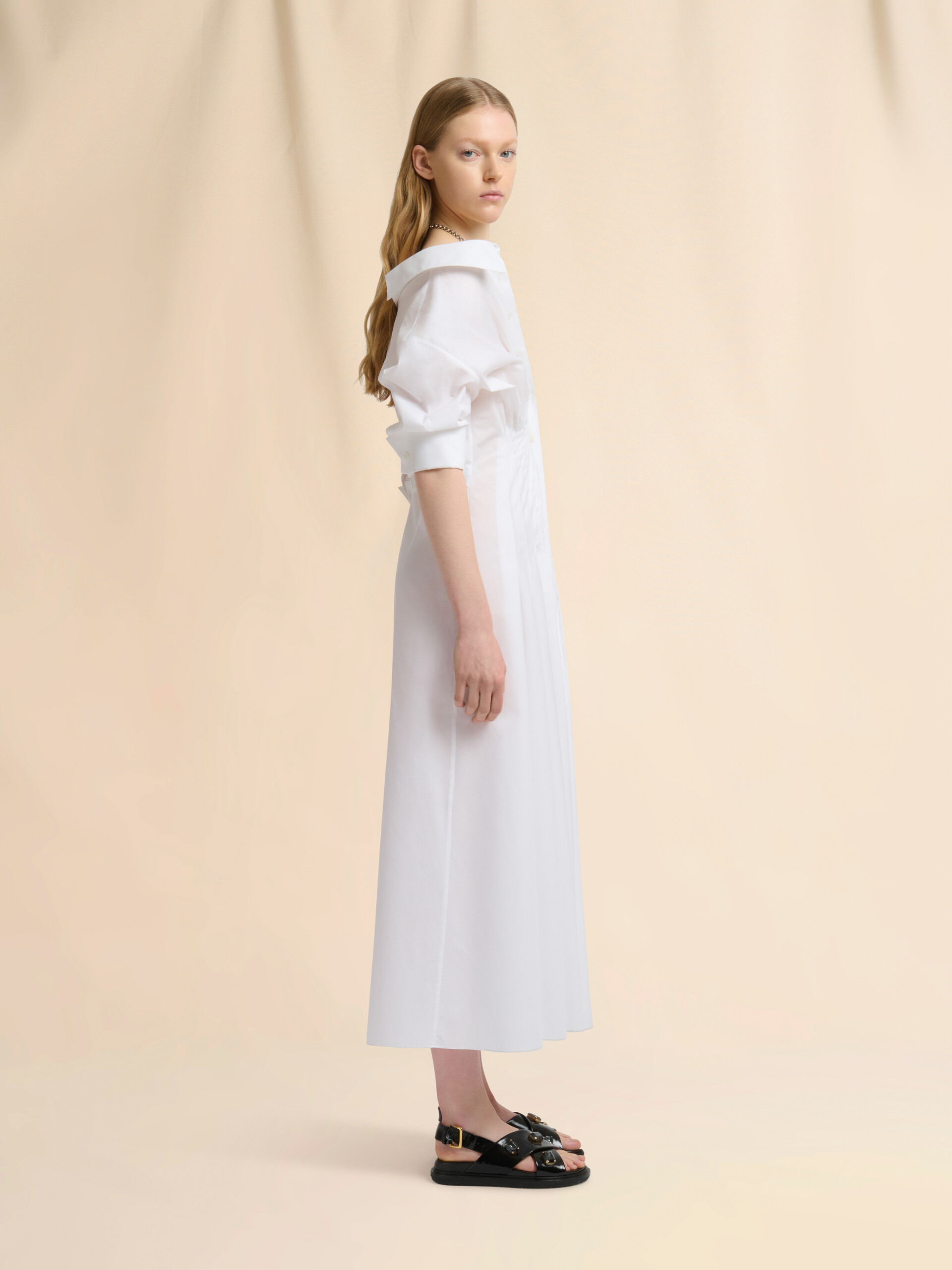 White poplin shirt dress with gathering - Dresses - Image 6