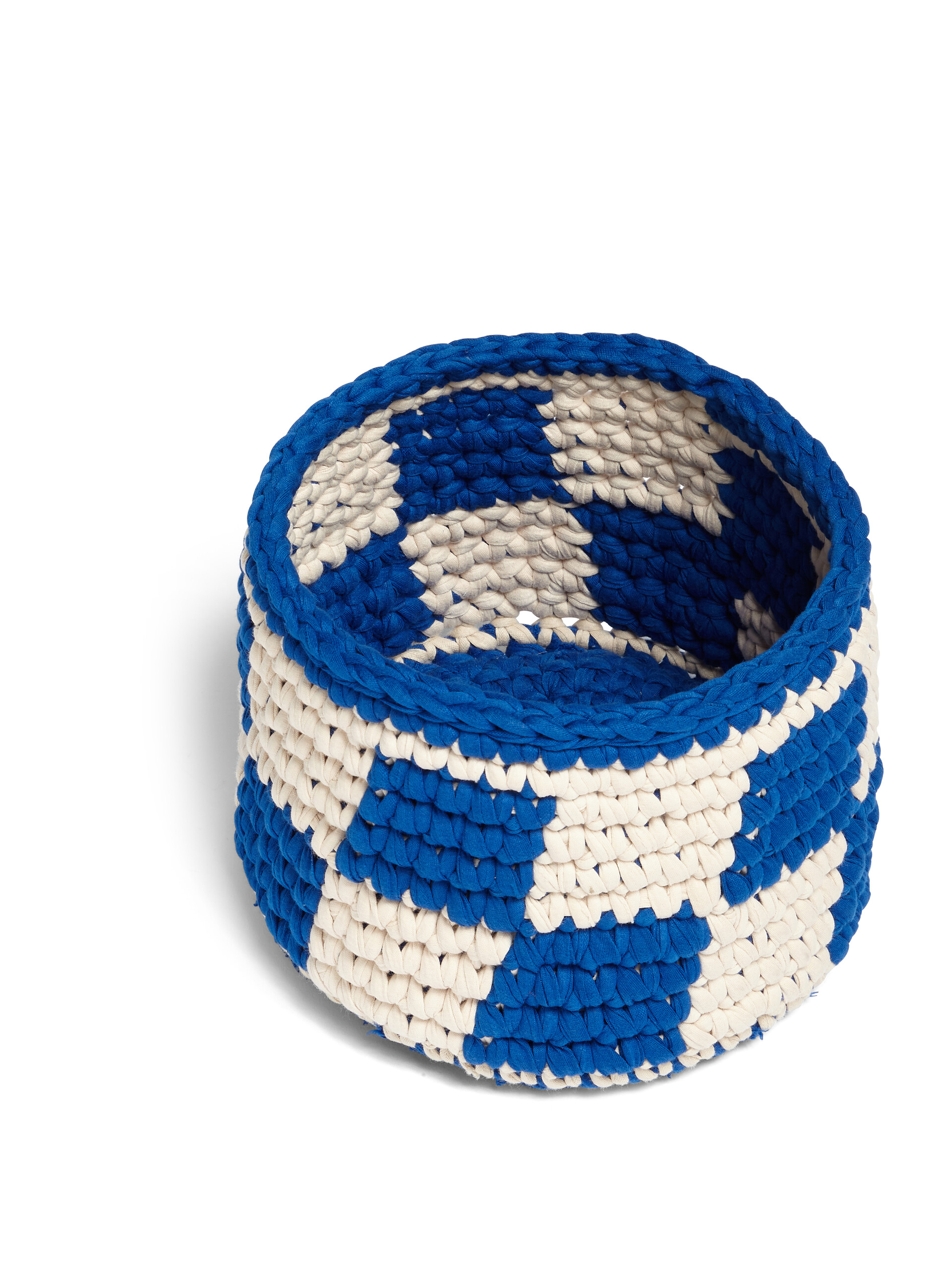 Small MARNI MARKET vase holder in white and blue crochet - Furniture - Image 3