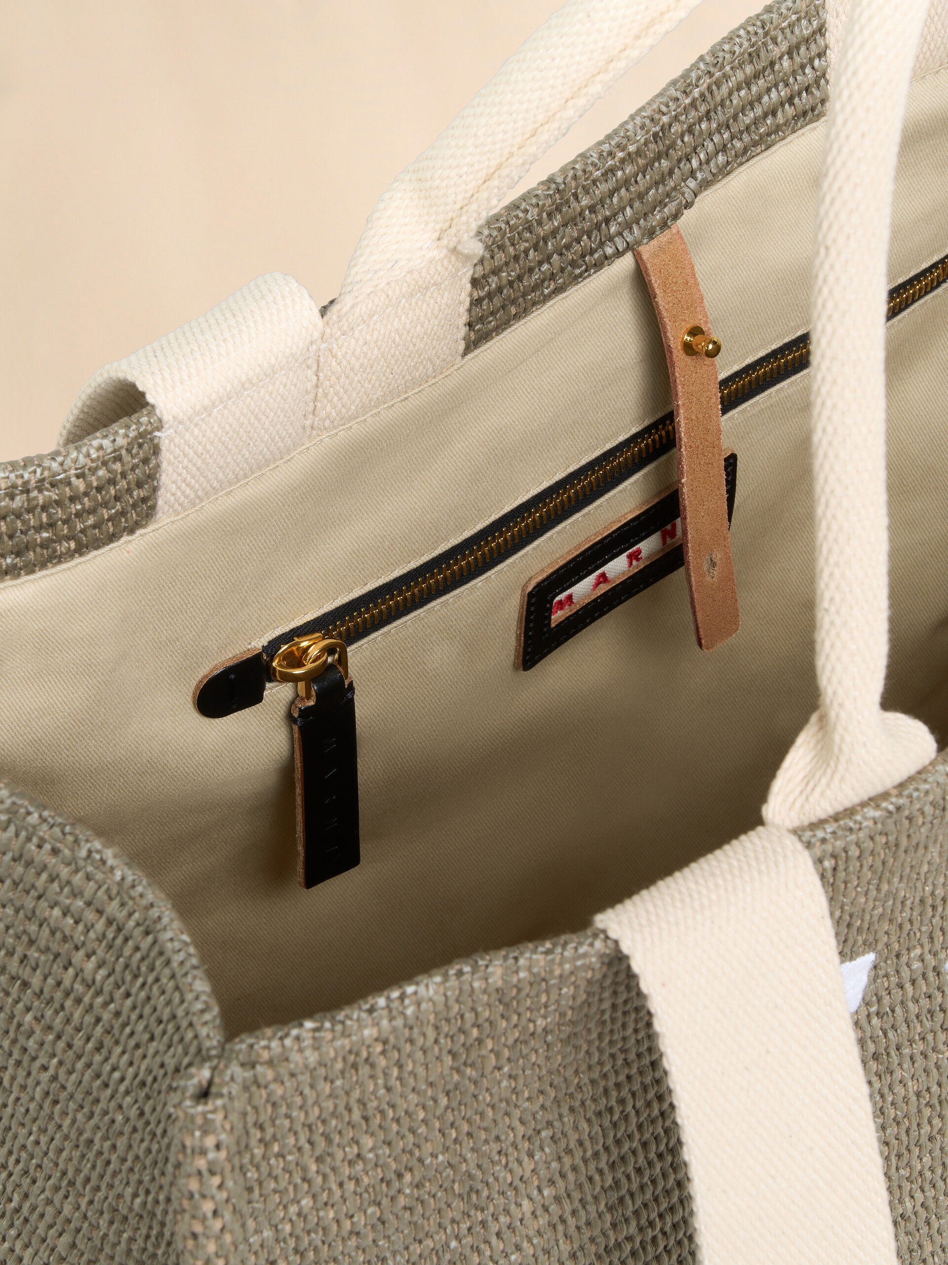 Large Tote in natural-coloured raffia-effect fabric - Shopping Bags - Image 3